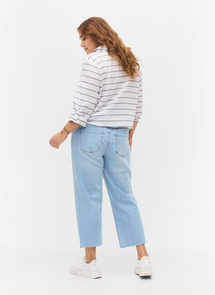 7/8 jeans with raw hems and high waist, Super L.Blue Denim, Model image number 1