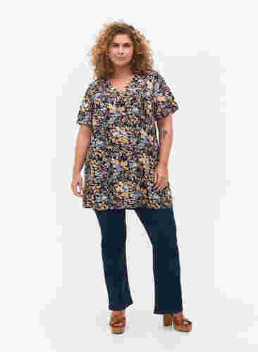 FLASH - Tunic with v neck and print, Brown Blue Flower, Model image number 2
