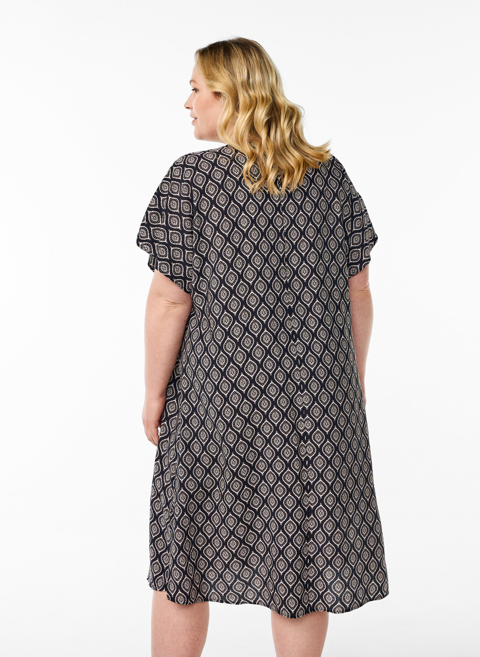 Zizzifashion V-neck dress in viscose, Blue, Model image number 2