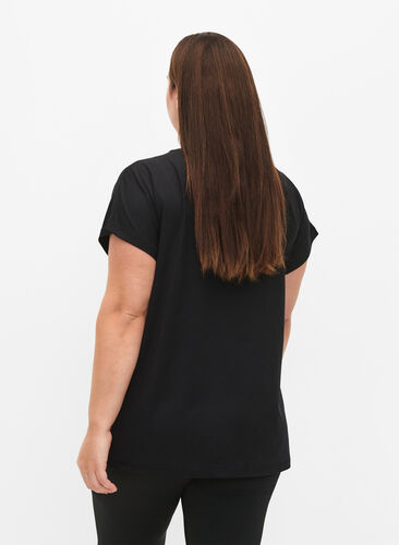 Short-sleeved training T-shirt with print, Black/Sugar Plum, Model image number 1