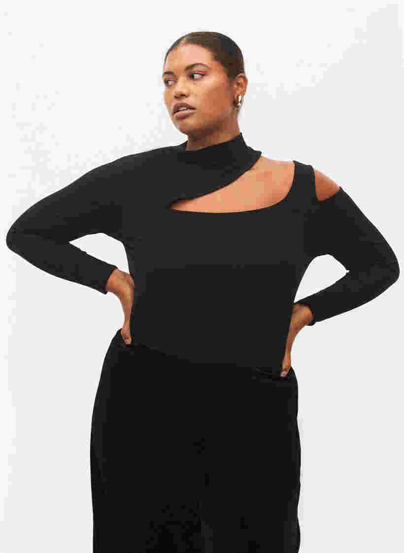 Long-sleeved top with cutouts, Black, Model
