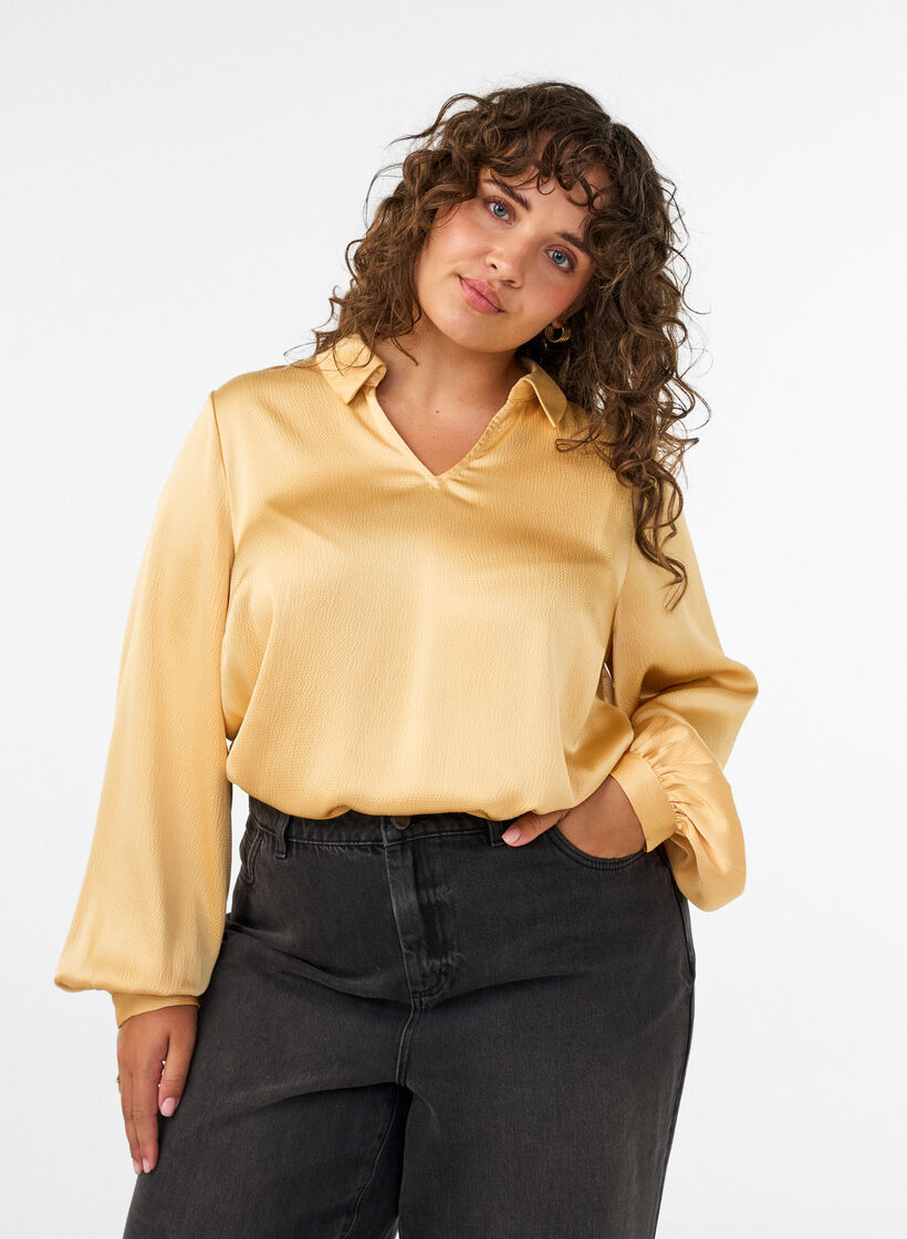 Blouse with shirt collar and V-neck, Yellow, Model image number 0