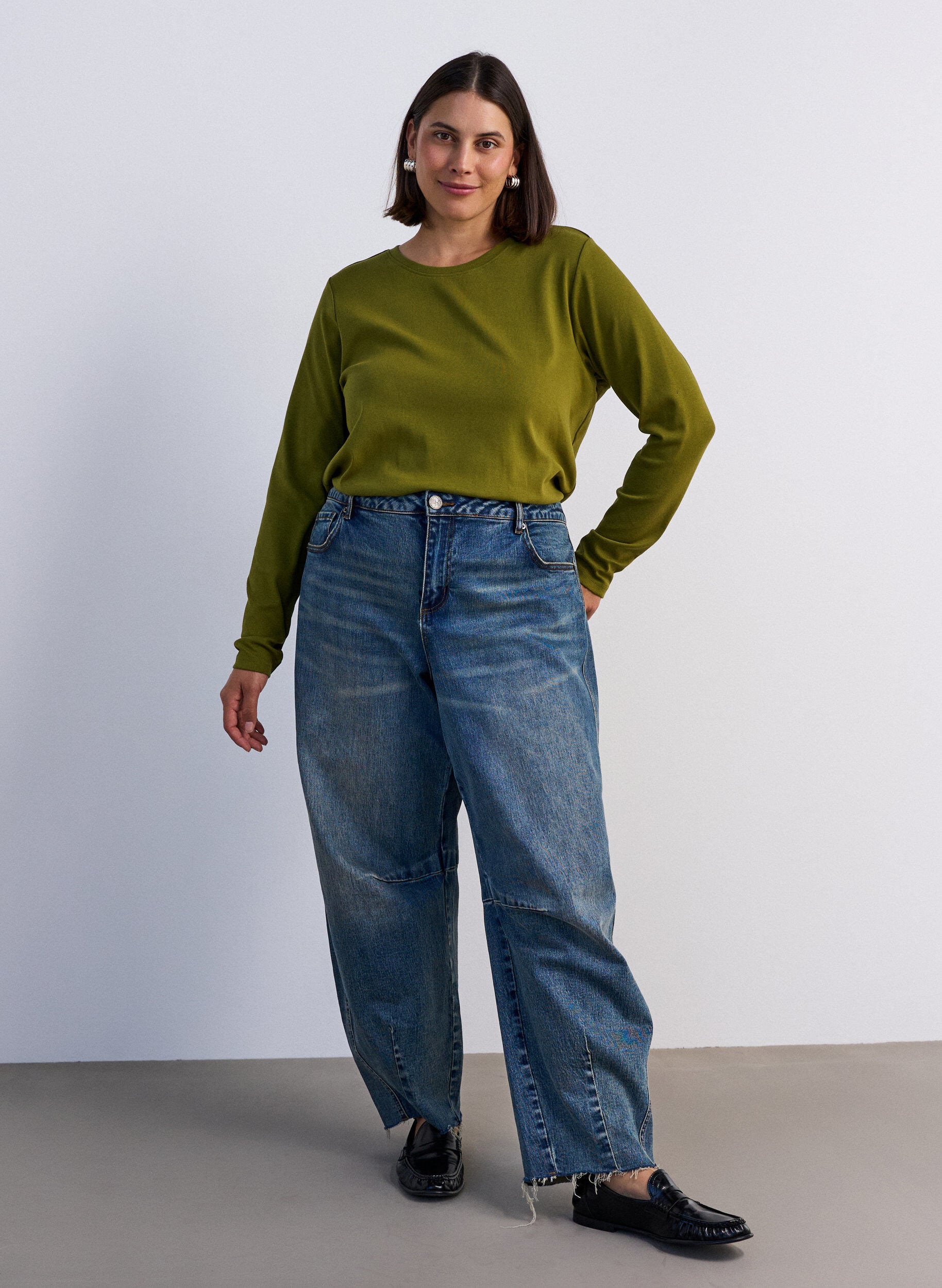 ZizzifashionLong-sleeved basic T-shirt with a round neck, Green, Model image number 1