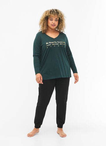 Cotton nightshirt with text print, Scarab, Model image number 2