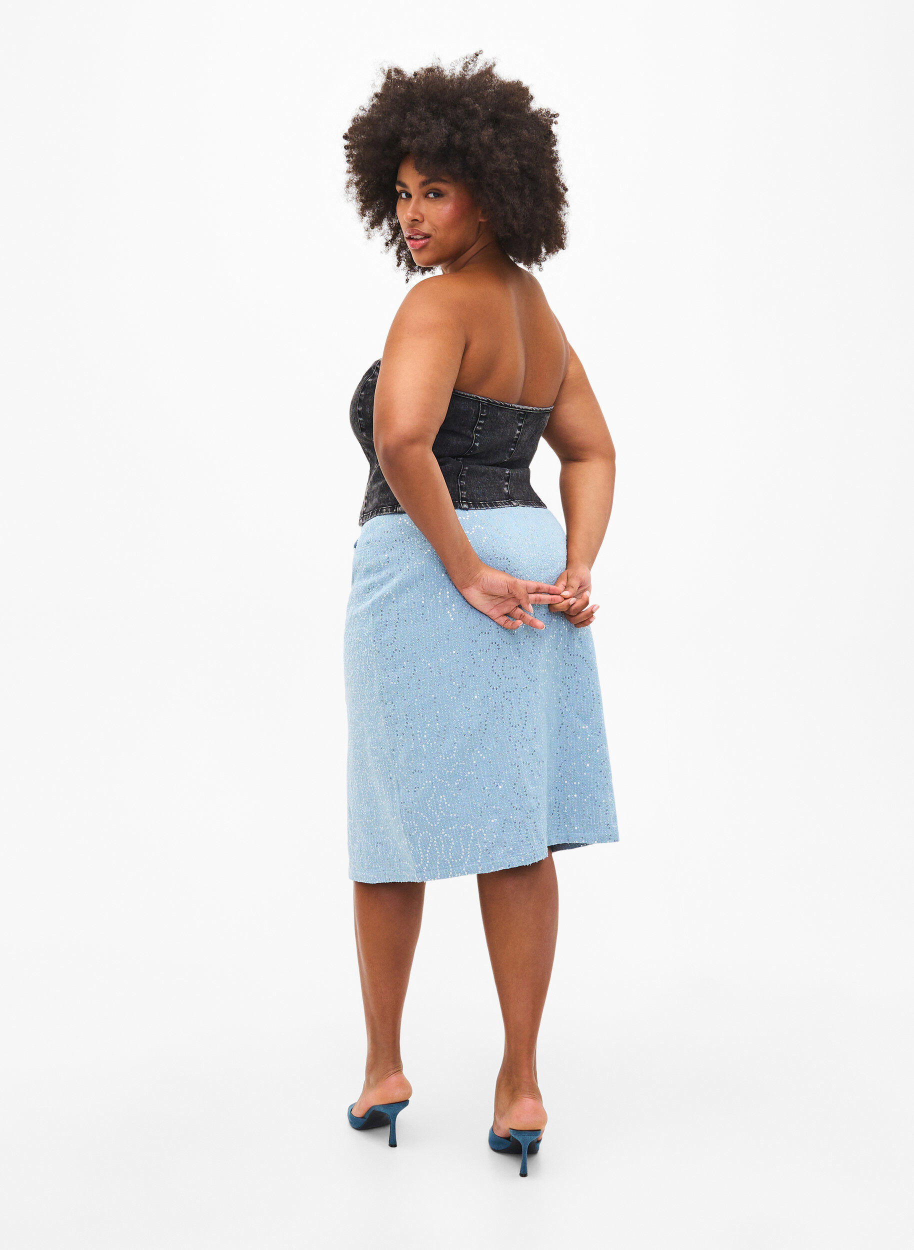Zizzifashion Denim skirt with slit and sequins, Light Blue Denim, Model image number 1