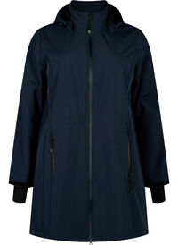 Softshell jacket with detachable hood