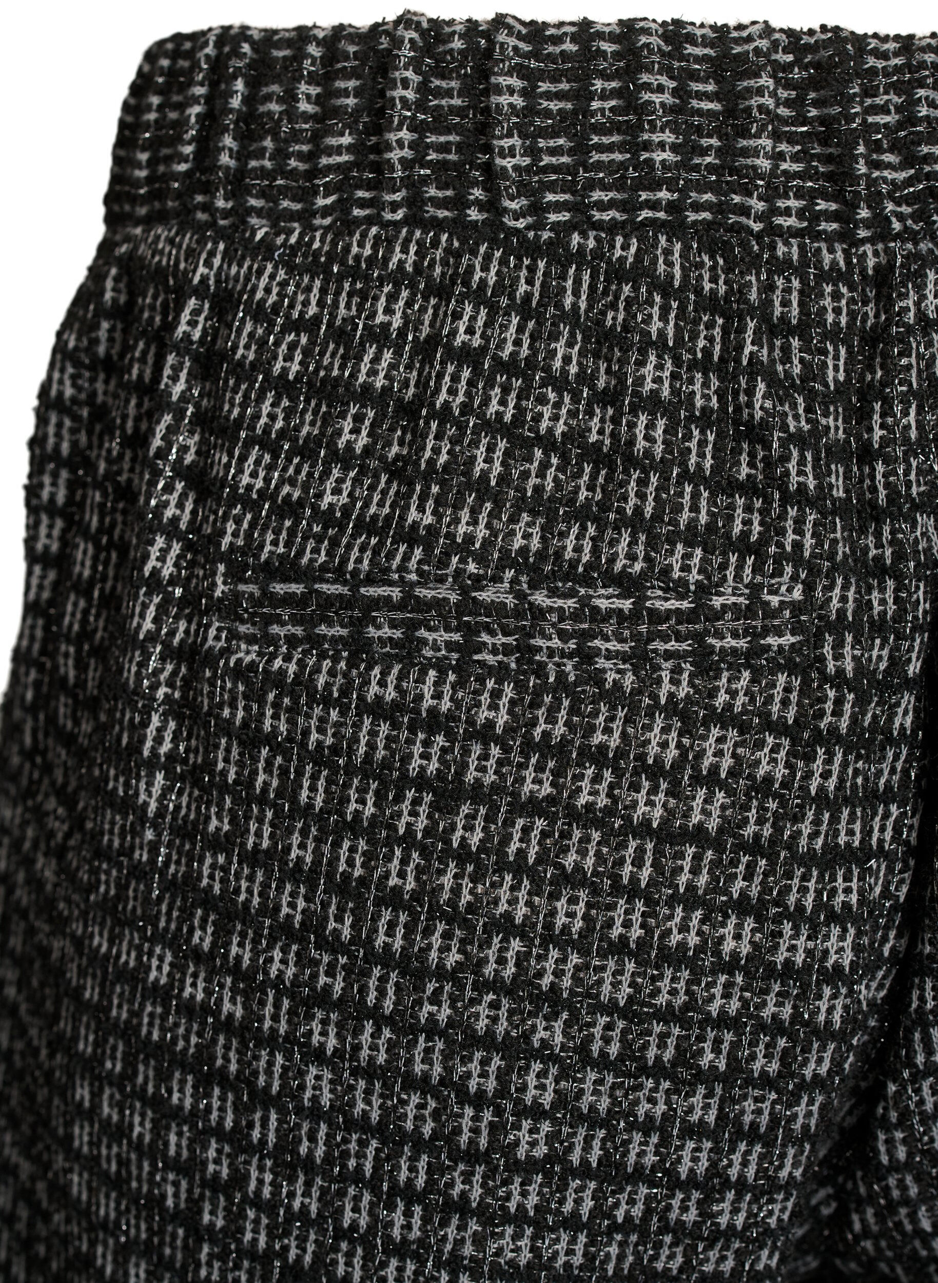 Zizzifashion Loose boucl&eacute; shorts with pockets, Black, Packshot image number 3
