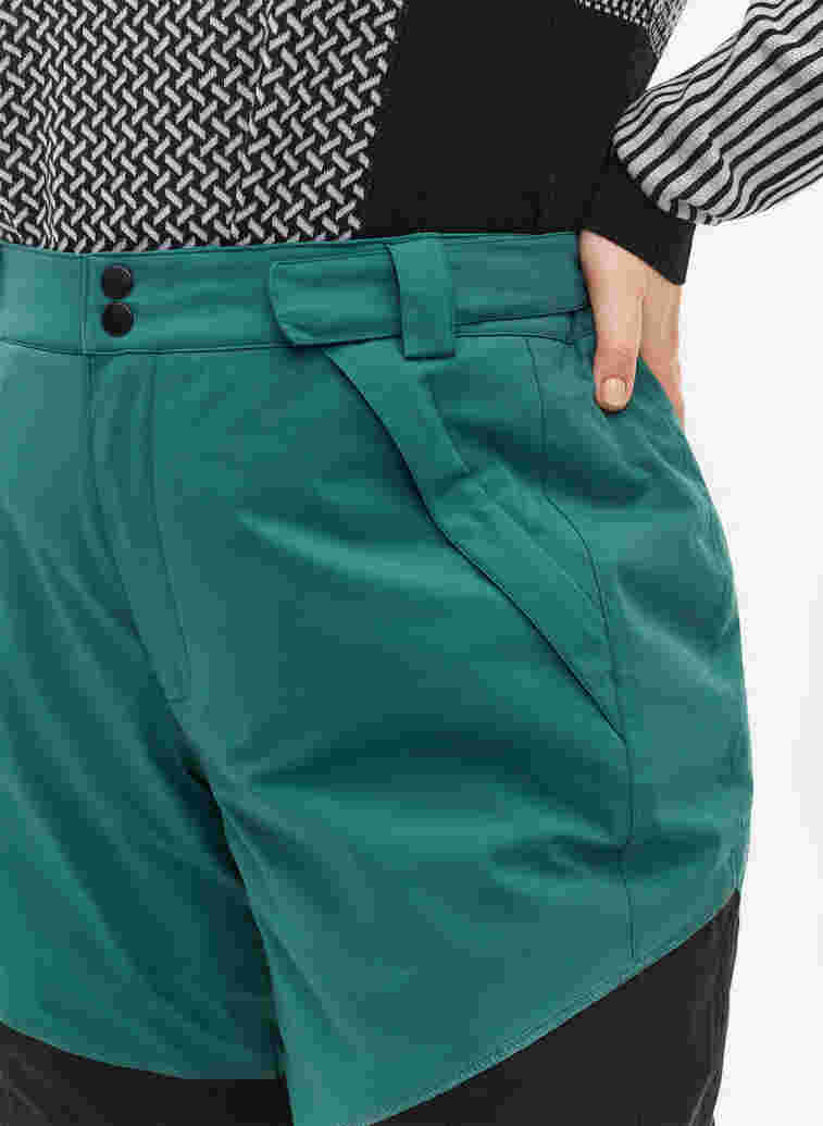 Ski pants with pockets, Mallard Green Comb, Model image number 2