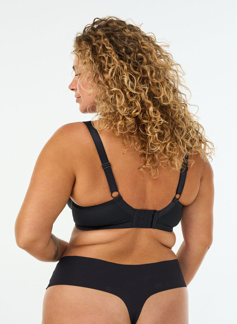 High support bra with moulded cups, Black, Model image number 1