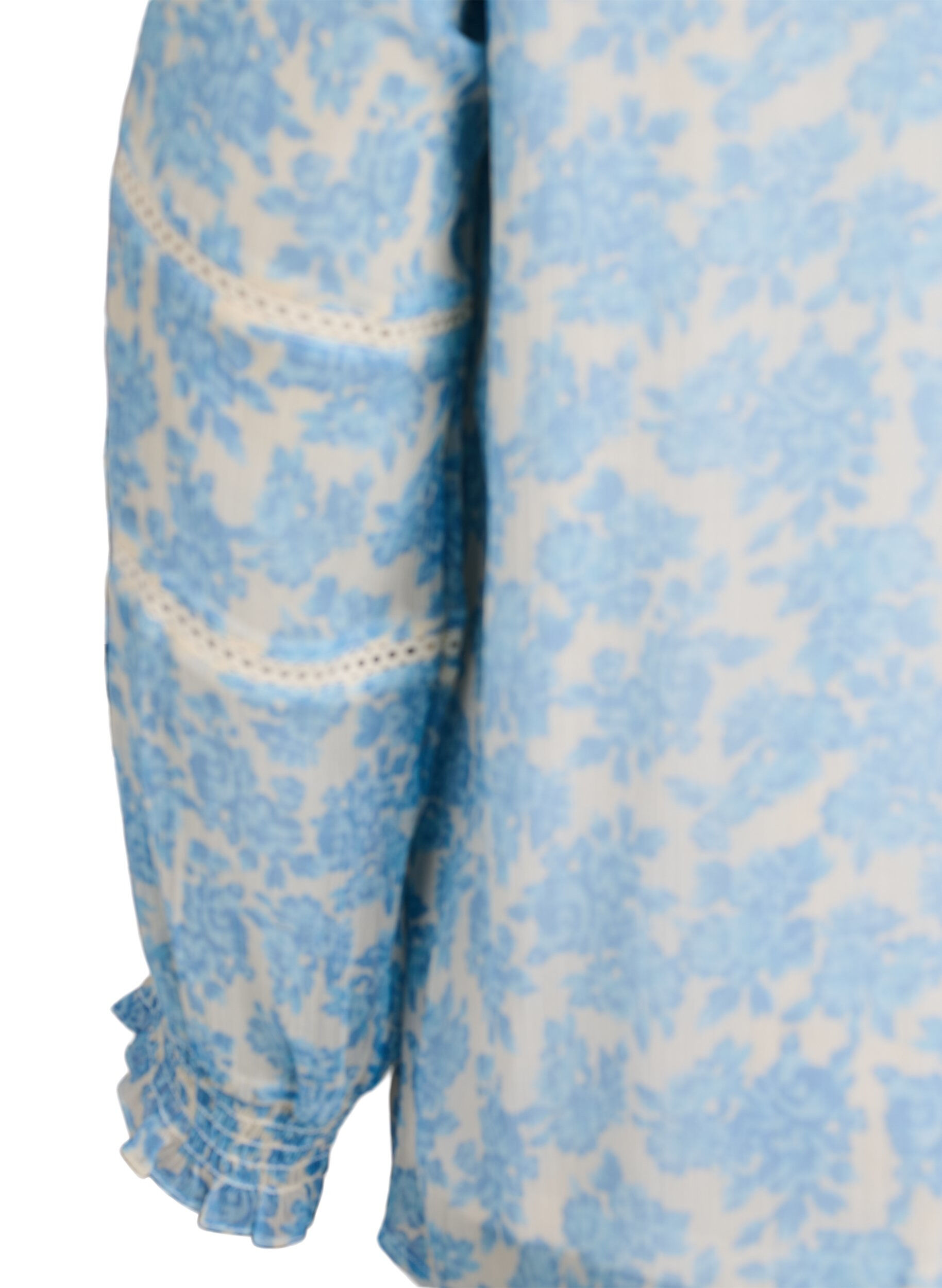 Zizzifashion Chiffon blouse with floral print and crochet trim, Light Blue, Packshot image number 3