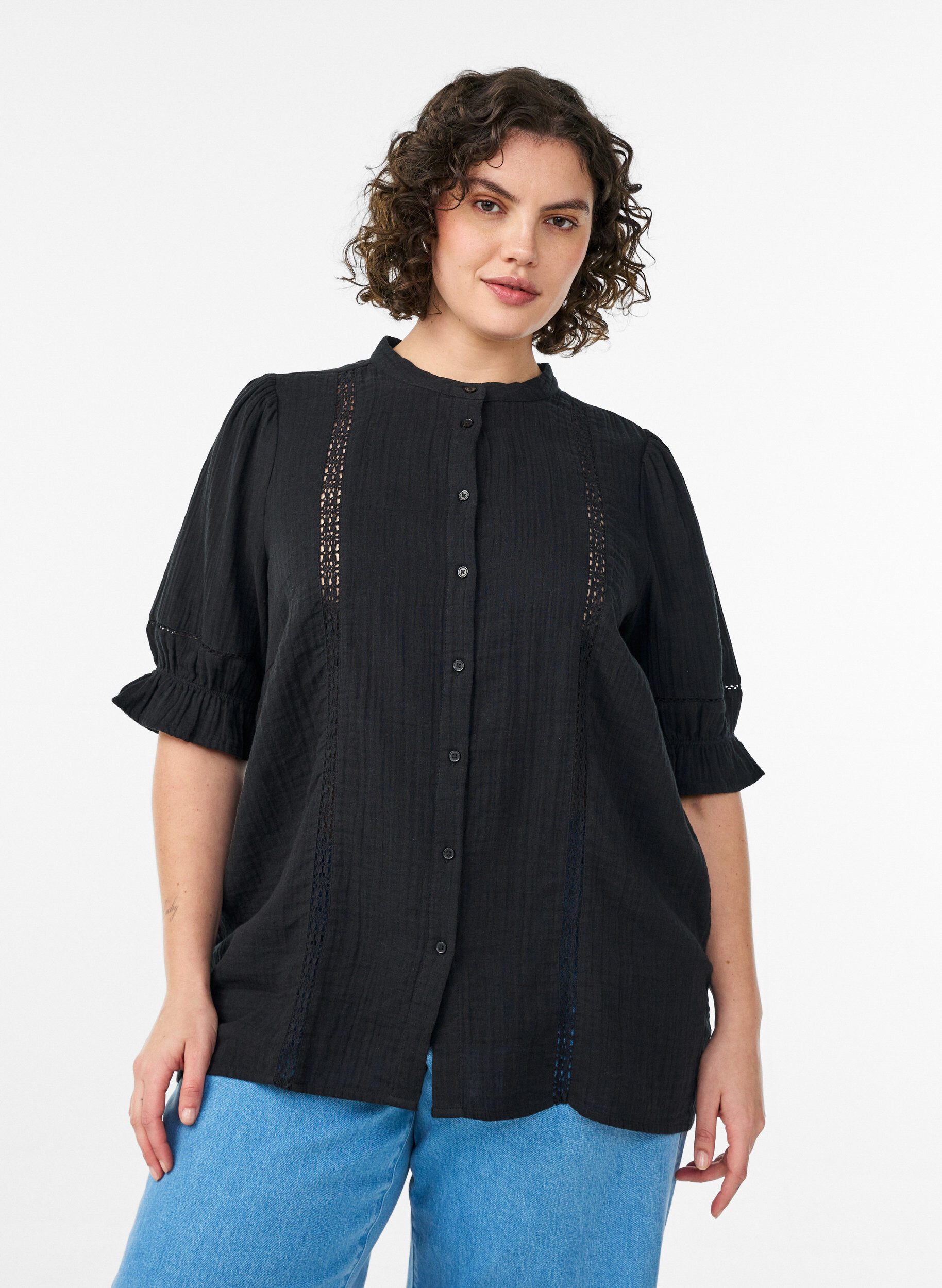 ZizzifashionShort-sleeved cotton muslin blouse with crochet trim, Black, Model image number 0
