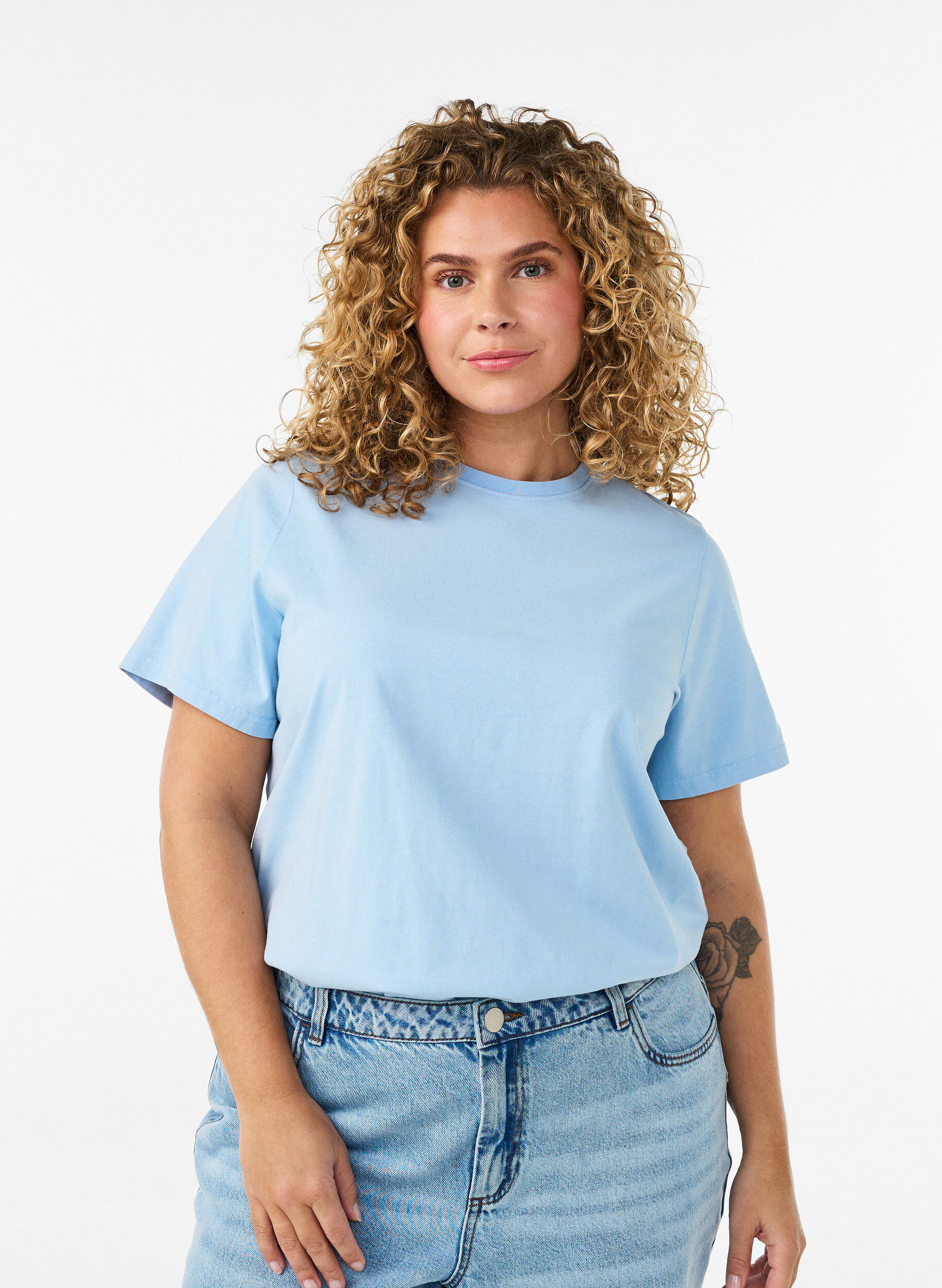 ZizzifashionOrganic cotton graphic T-shirt, Light Blue, Model image number 2
