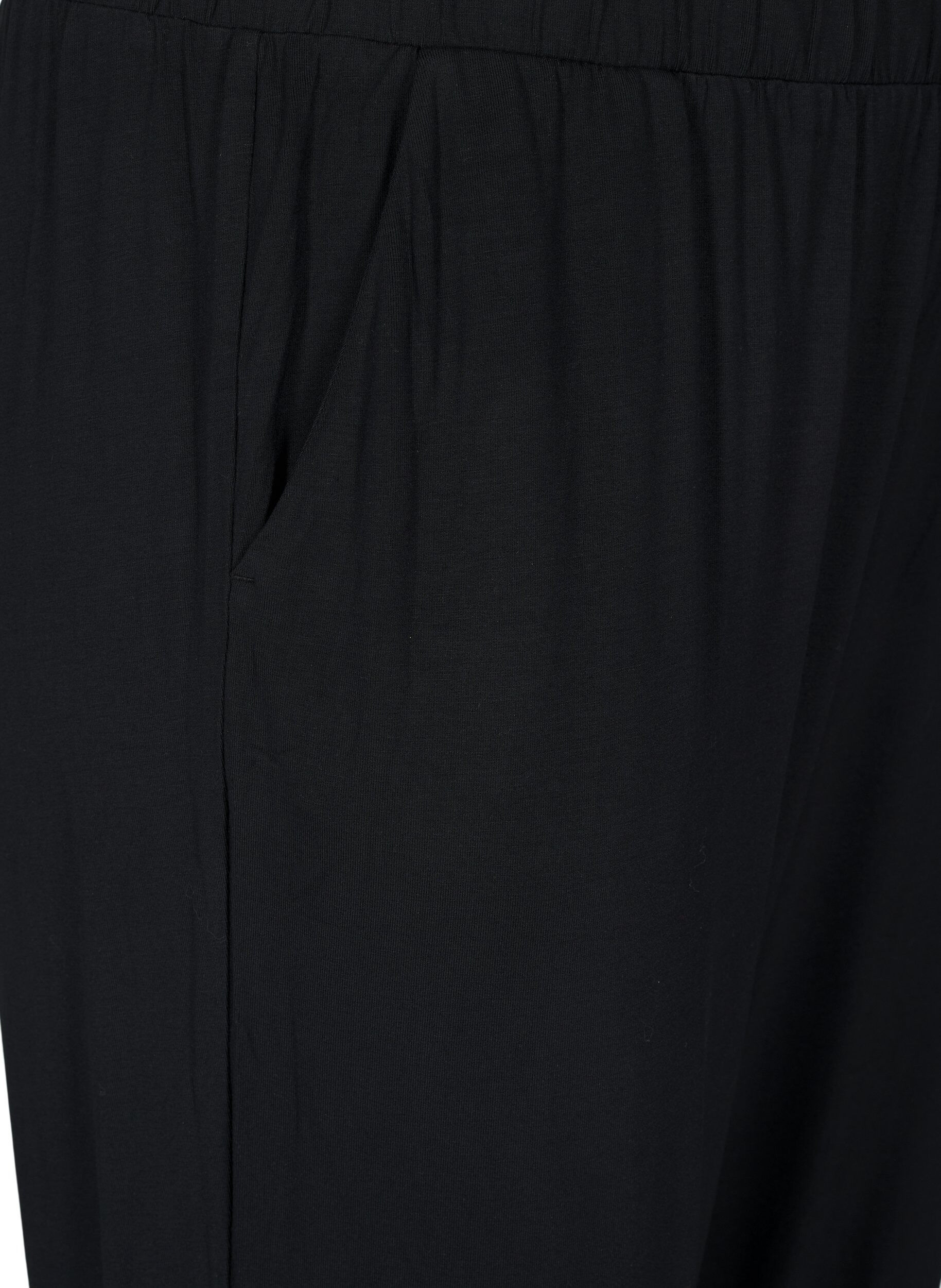 Zizzifashion 3/4 length jersey trousers with high waist, Black, Packshot image number 2