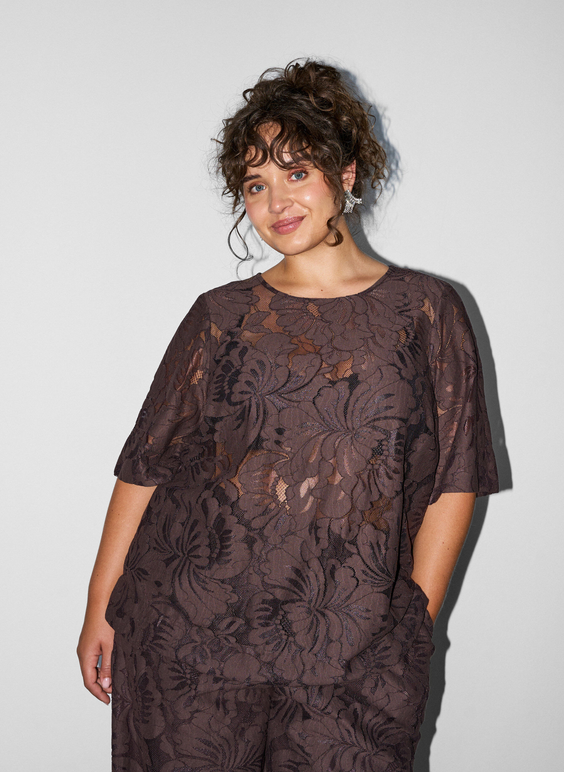 ZizzifashionLace blouse with short sleeves, Brown, Model image number 0