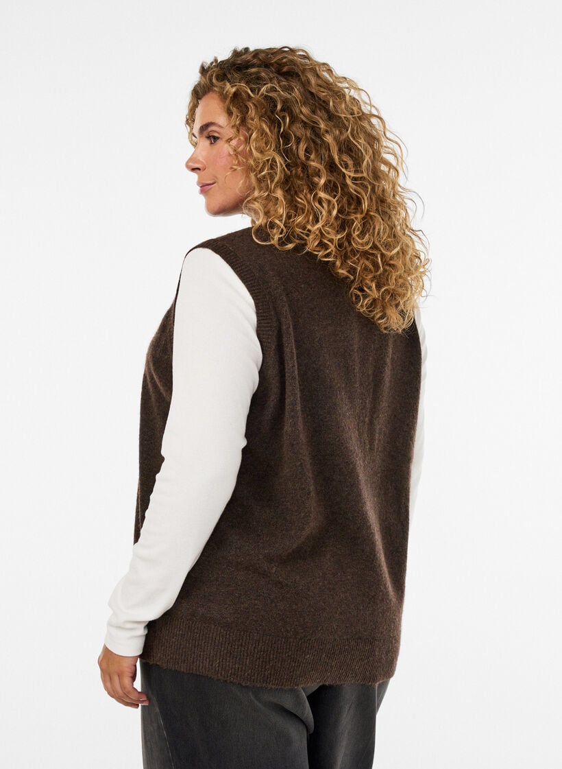 Knitted vest with decorative buttons, Brown, Model image number 2