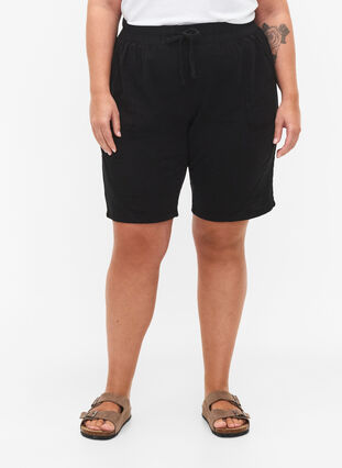 Loose cotton shorts with pockets, Black, Model image number 3