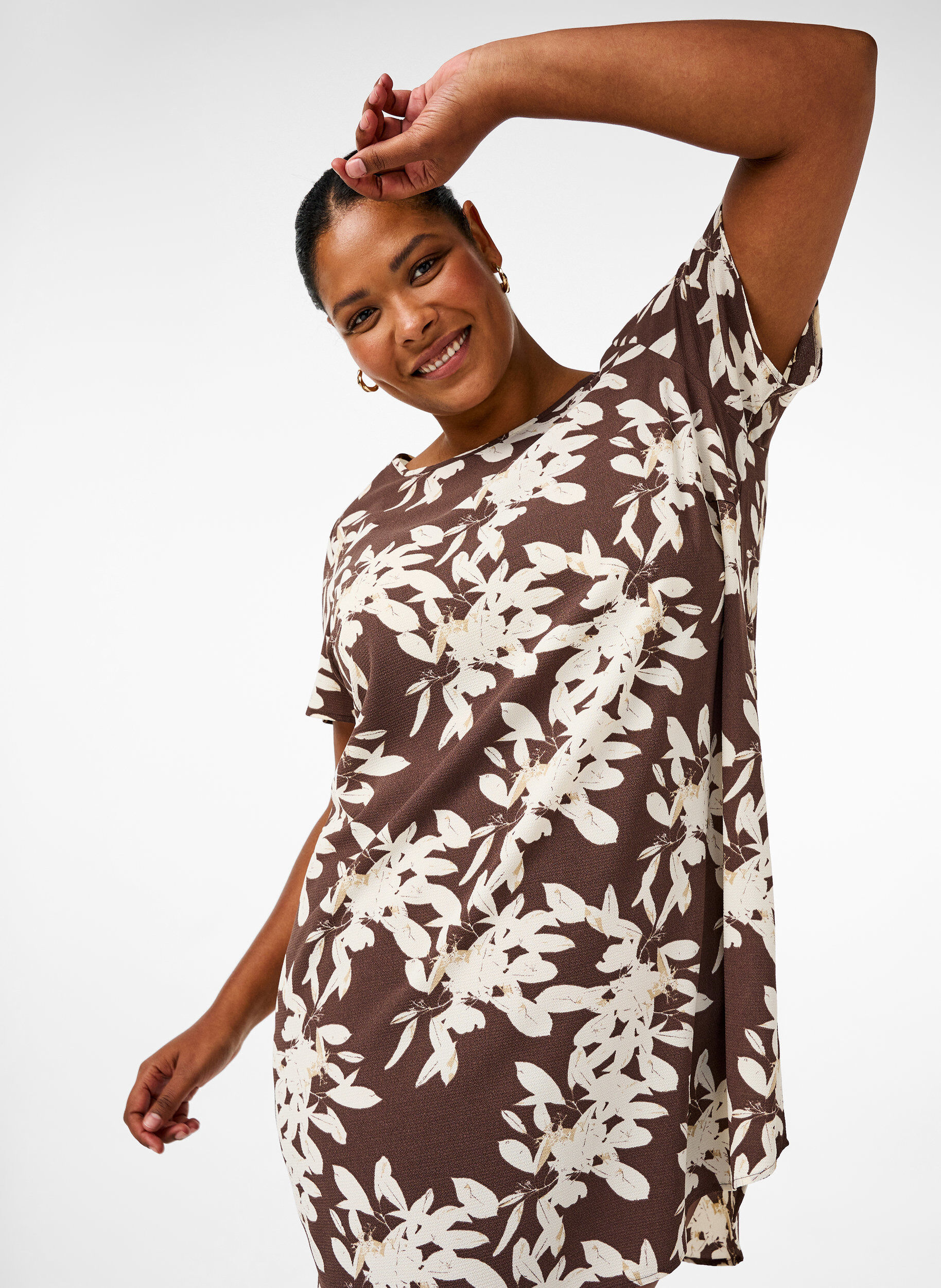 Zizzifashion Dress with print and short sleeves, Brown, Model image number 3