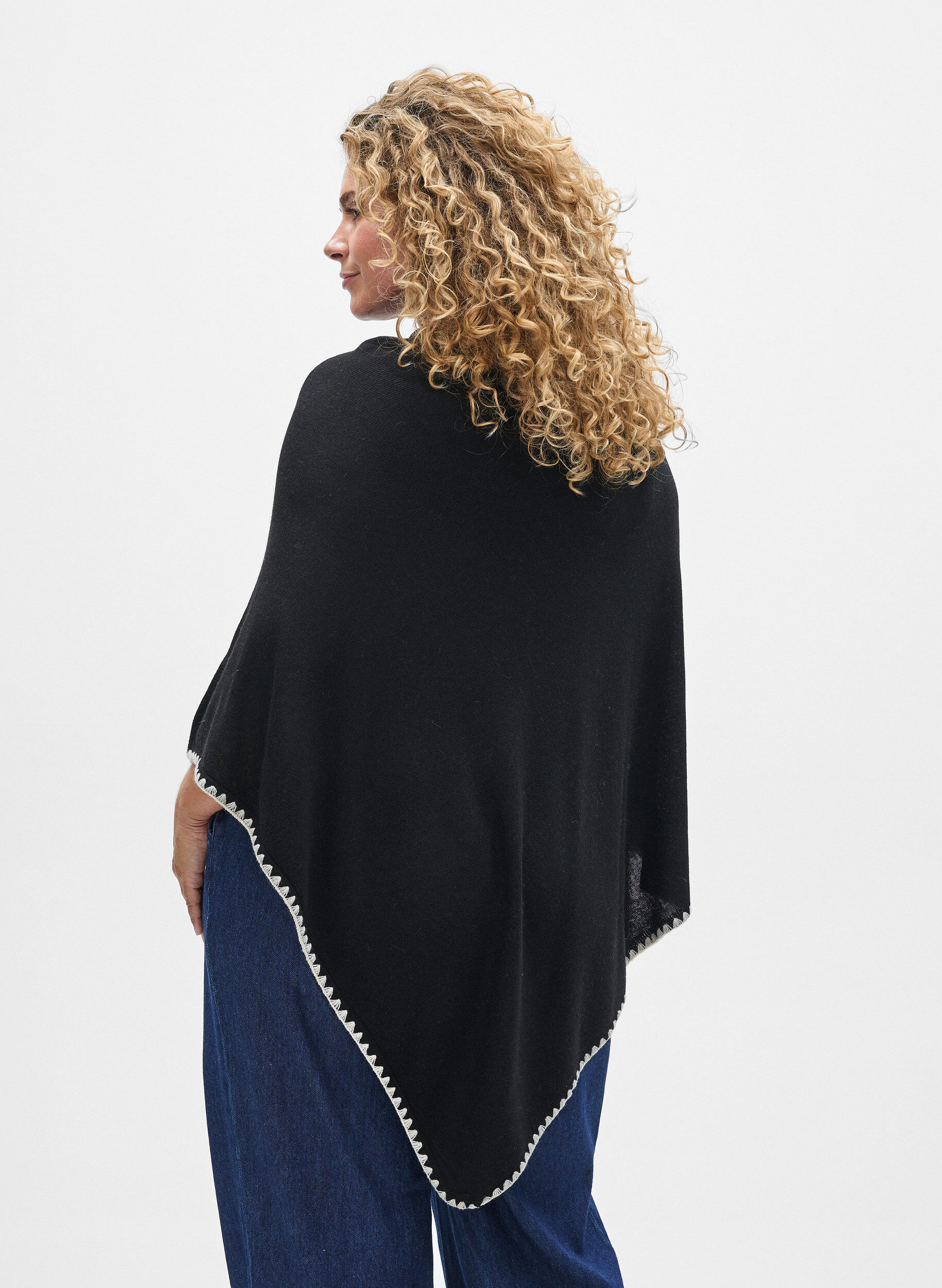 ZizzifashionFine-knit poncho, Black, Model image number 2