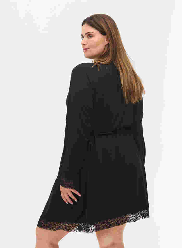 Viscose dressing gown with lace, Black, Model
