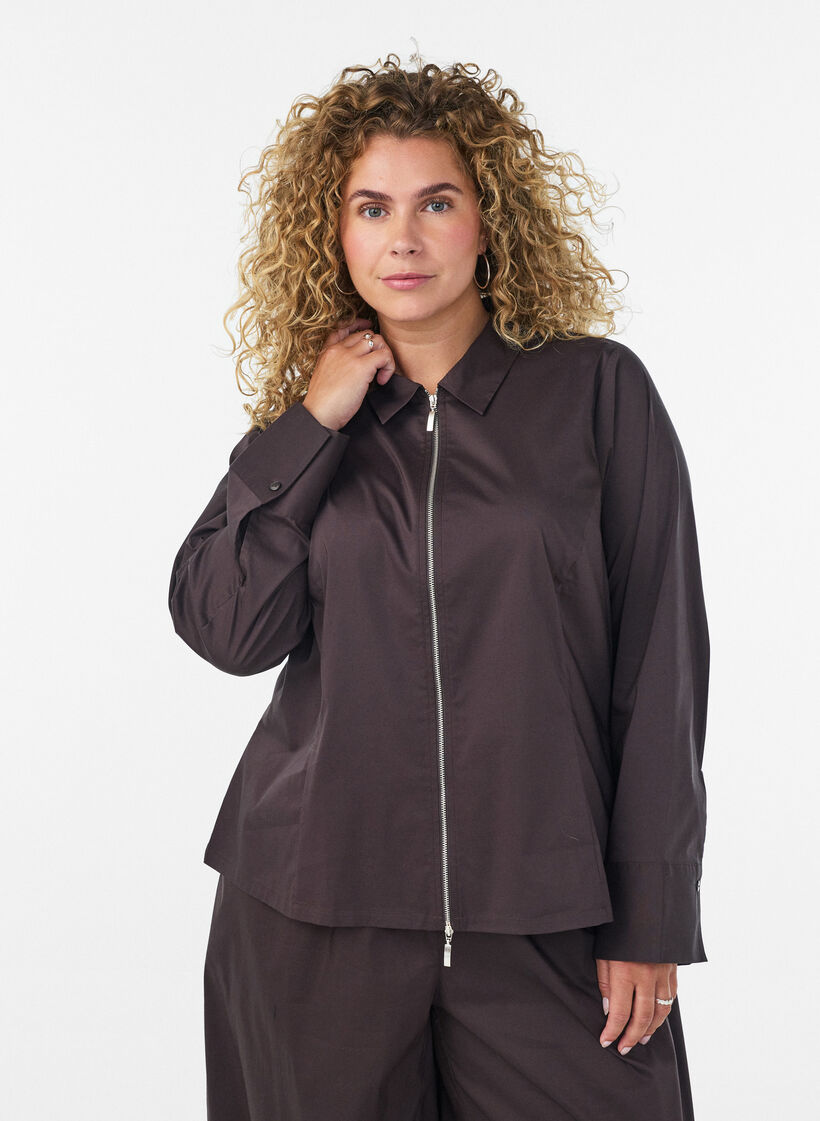 Short shirt with a two-way zip, Brown, Model image number 0