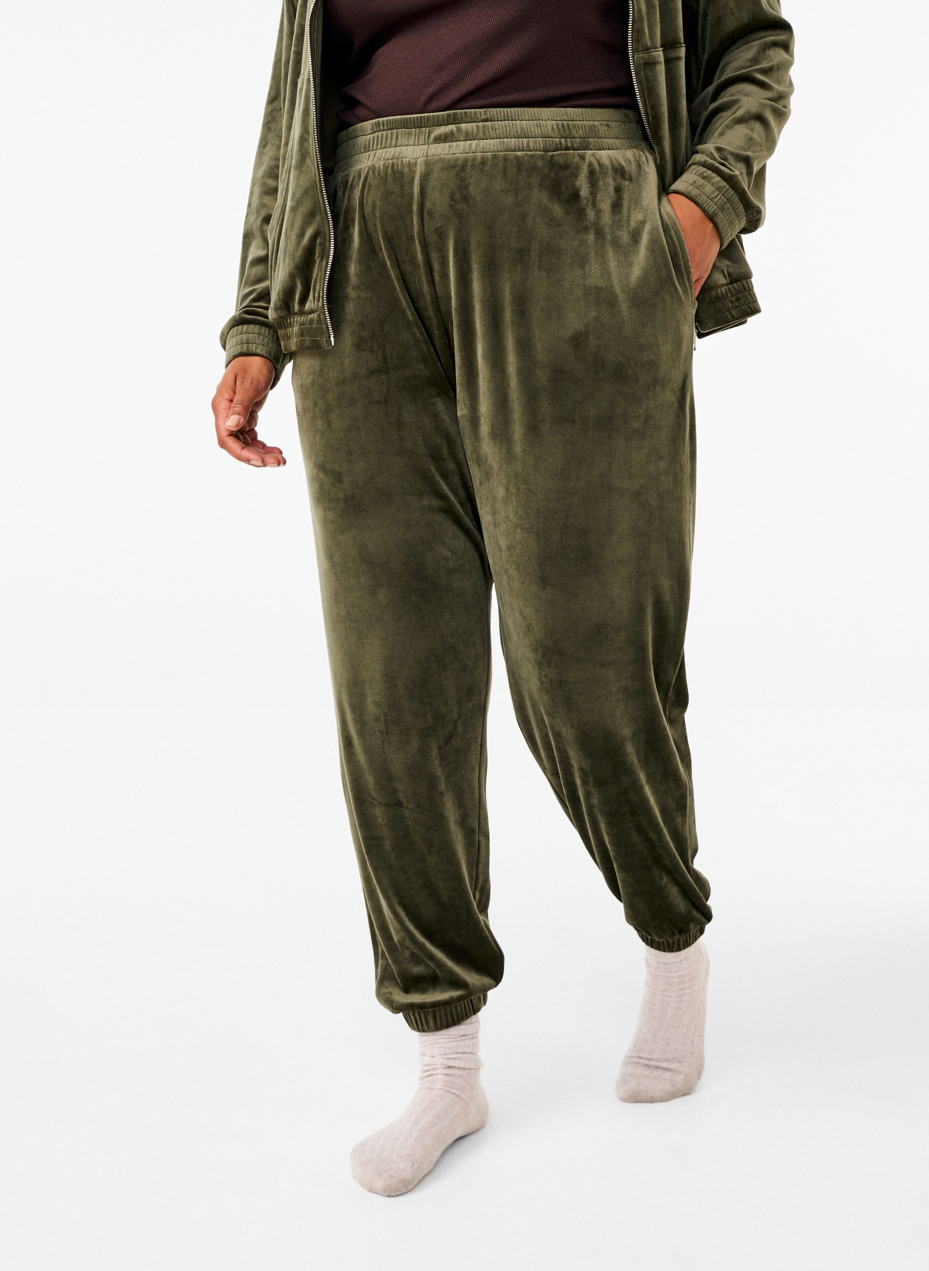 ZizzifashionLoose velvet trousers, Green, Model image number 2