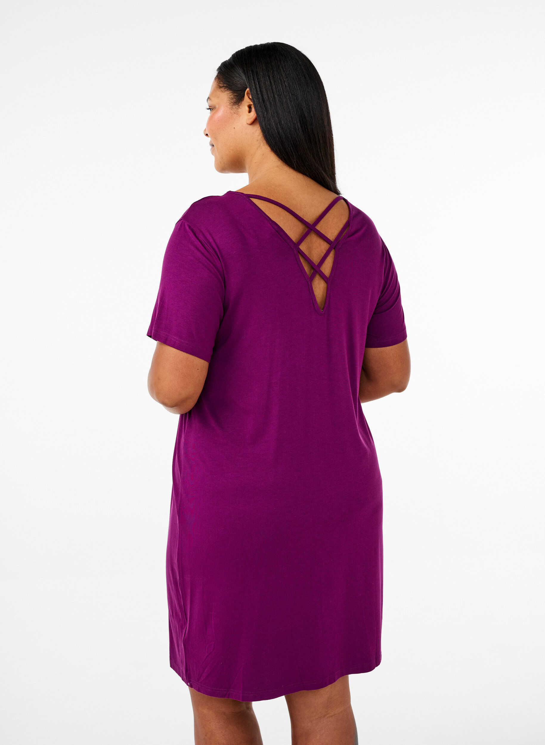 Zizzifashion Short sleeve viscose nightgown with back detail, Purple, Model image number 2
