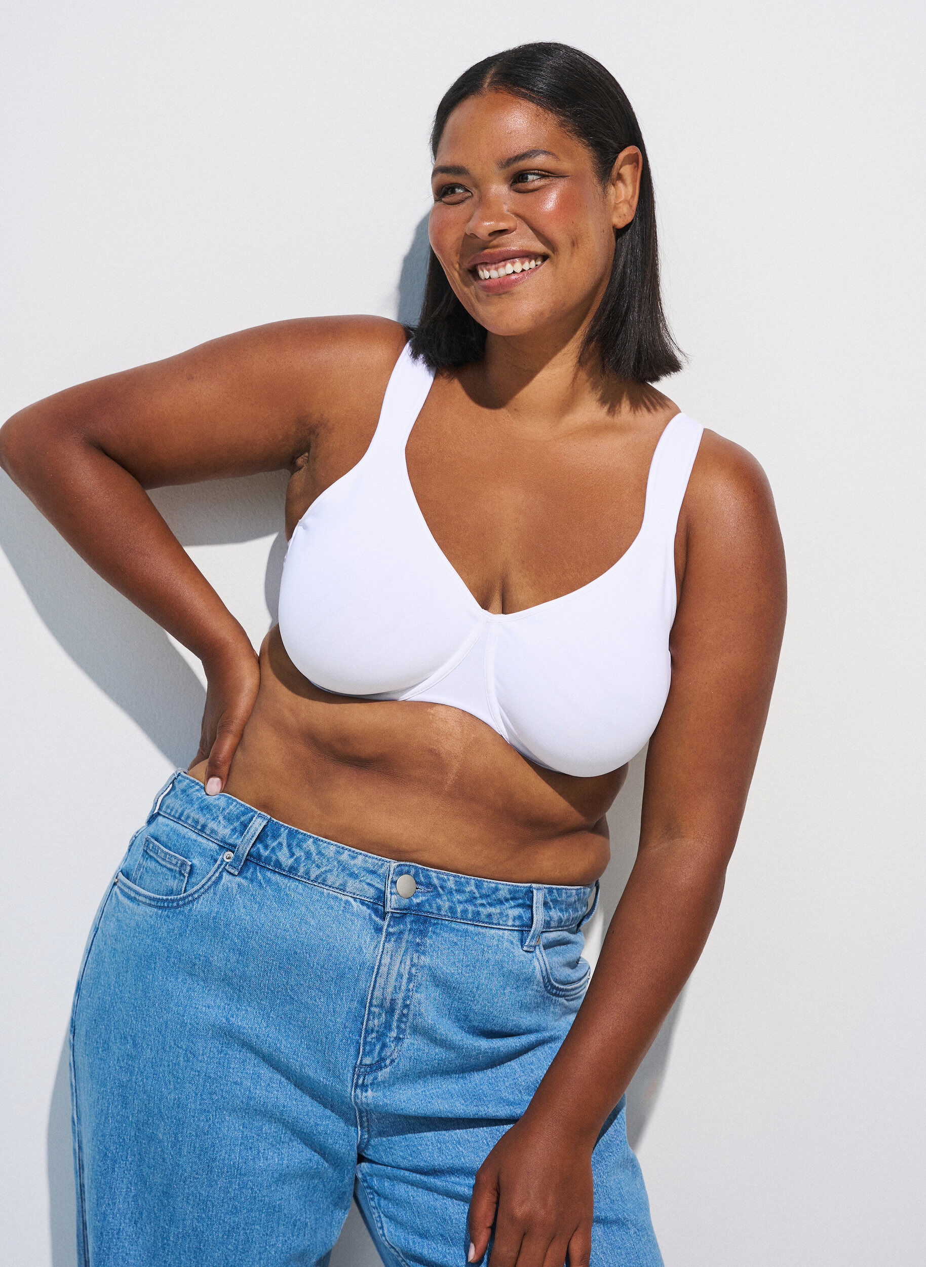 ZizzifashionMinimizer bra with padded straps, White, Image image number 0