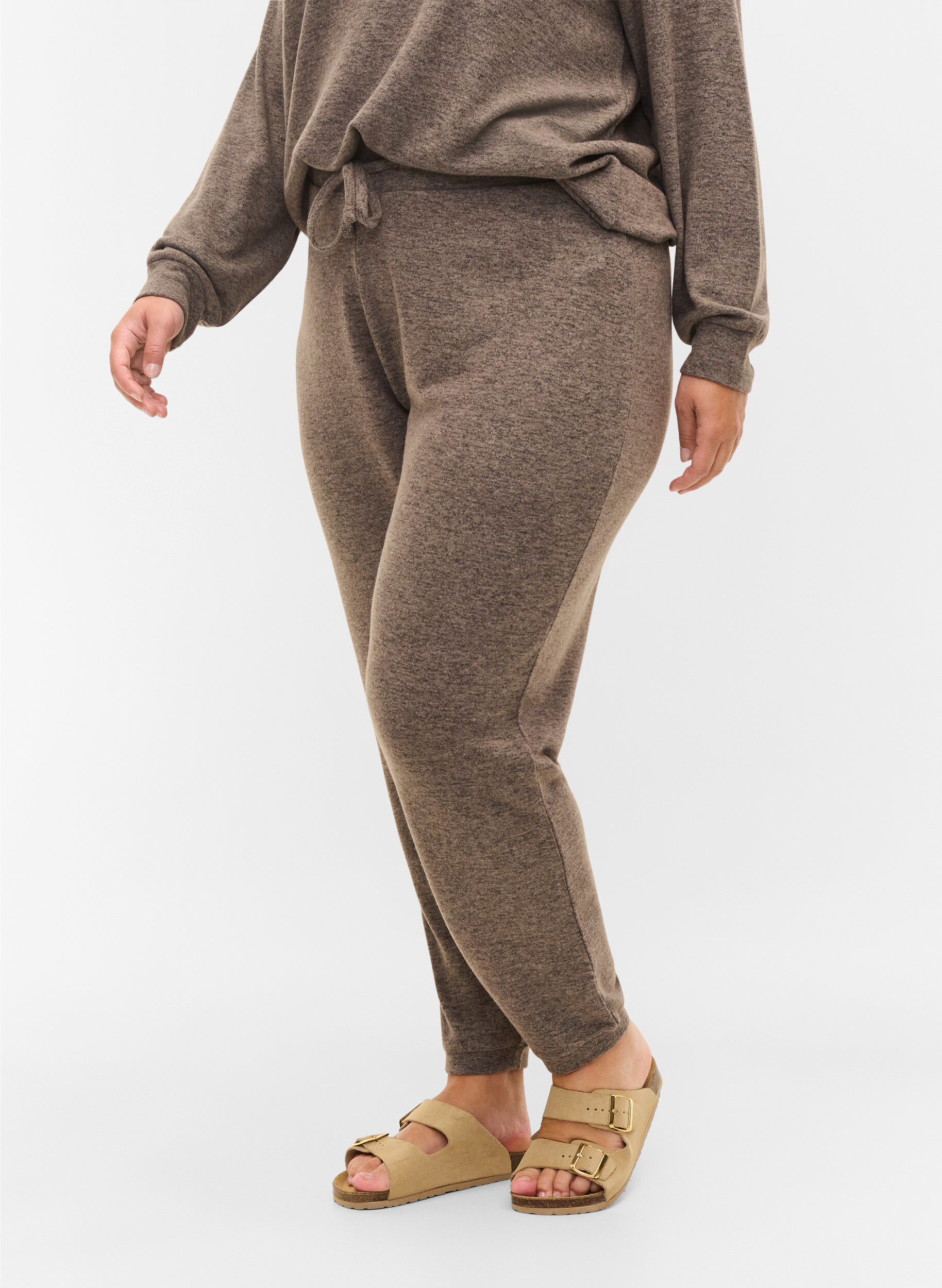 Zizzifashion Loose trousers in a viscose blend, Falcon Melange, Model image number 2