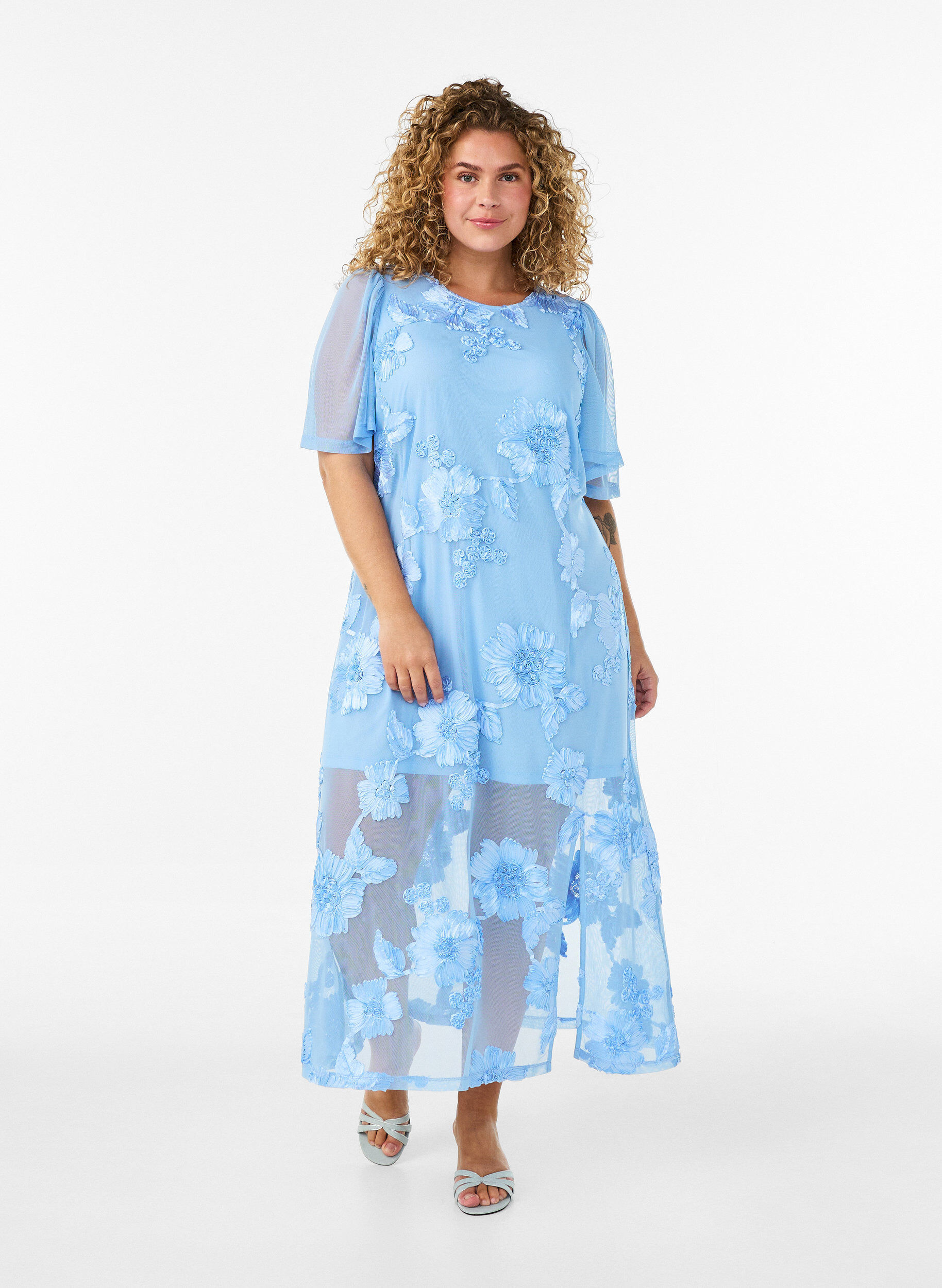 Mesh dress with floral appliqu&eacute;s, Light Blue, Model