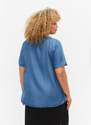 Short-sleeved top in lyocell (TENCEL™), Blue denim, Model image number 1