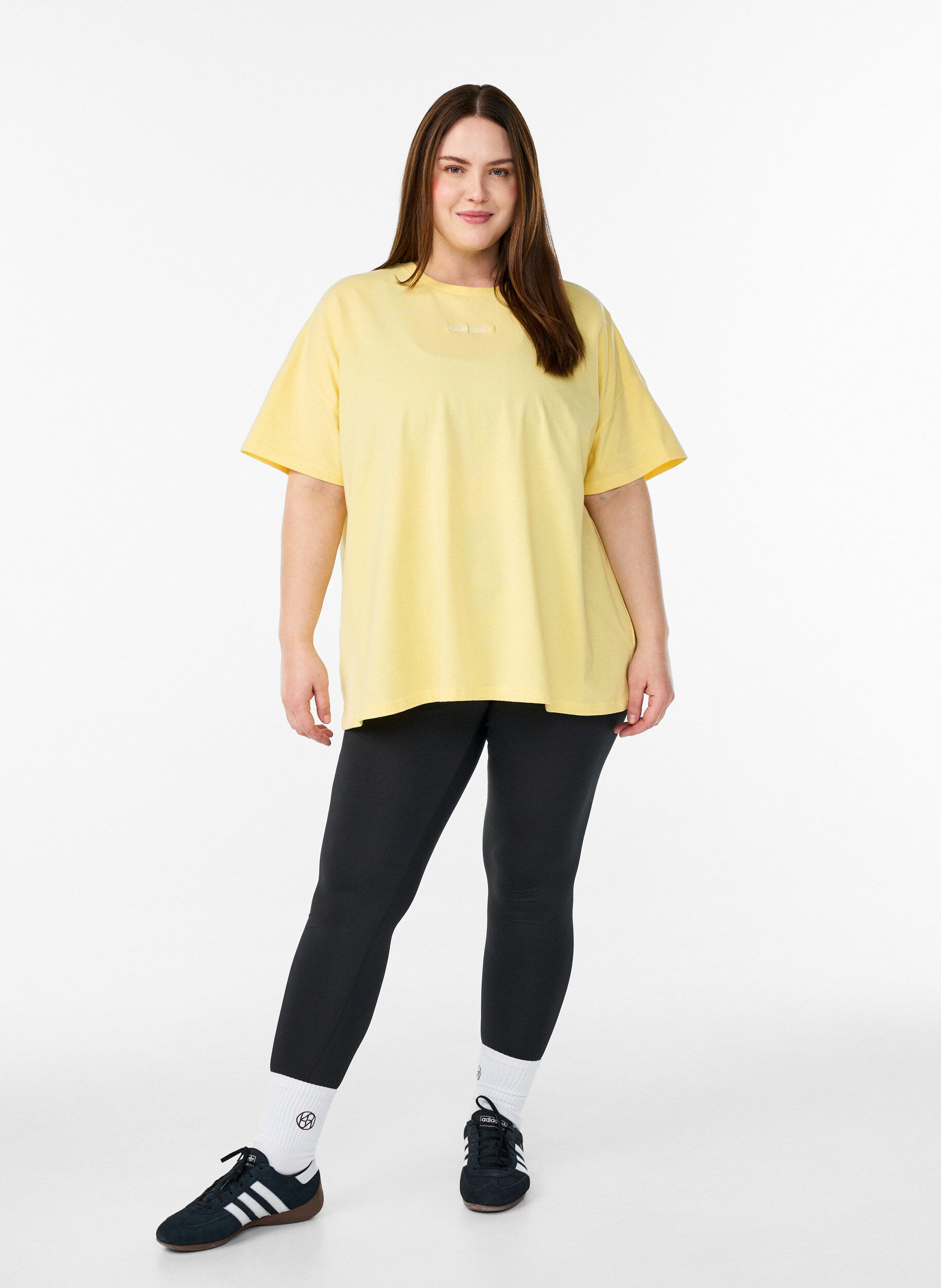 Zizzifashion Organic cotton T-shirt with a small front motif, Yellow, Model image number 1
