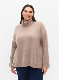 Wool and cashmere turtleneck sweater, Simply Taupe Mel., Model