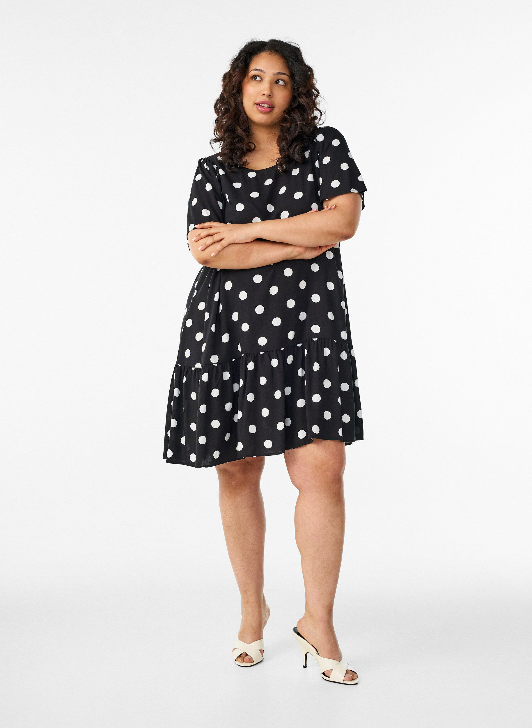 ZizzifashionDress in viscose with cutline, Black, Model image number 1