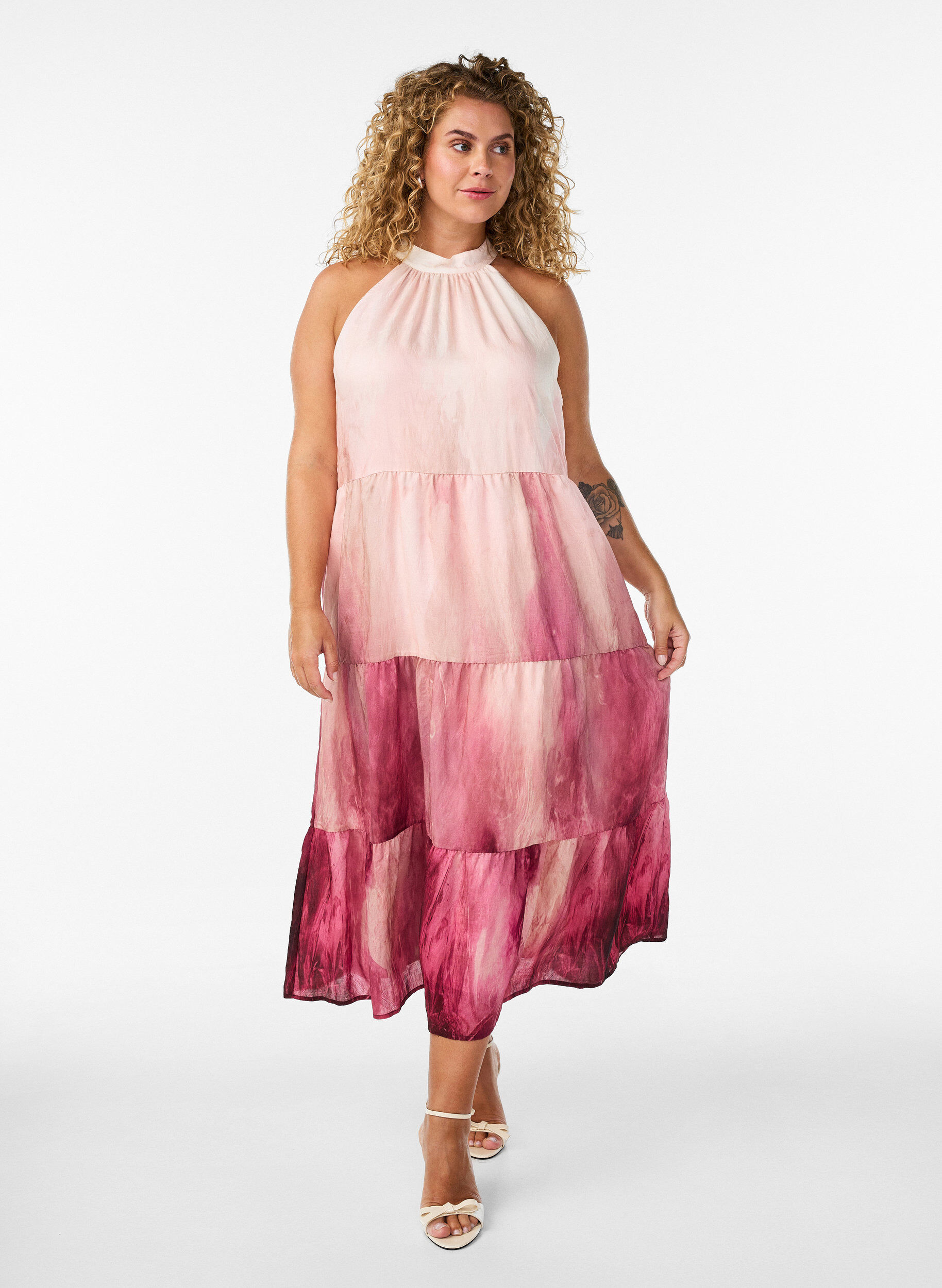 Midi halterneck dress, Rose, Model