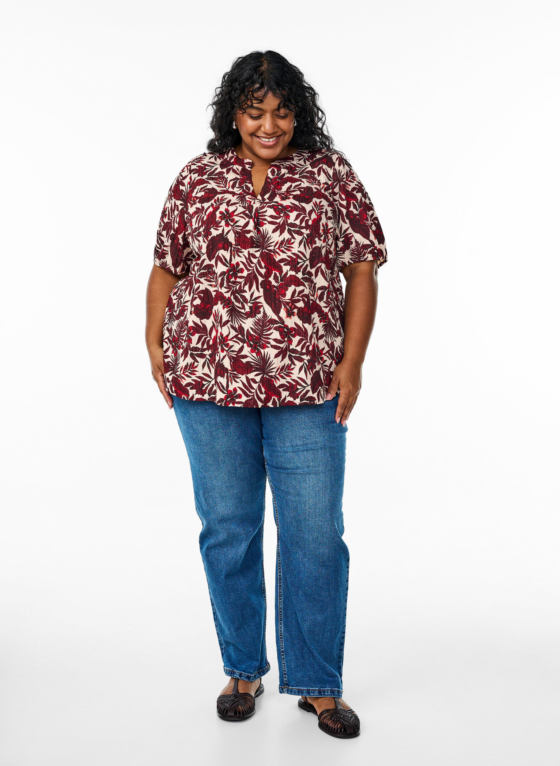 Zizzifashion Floral blouse with short sleeves, Red, Model image number 1