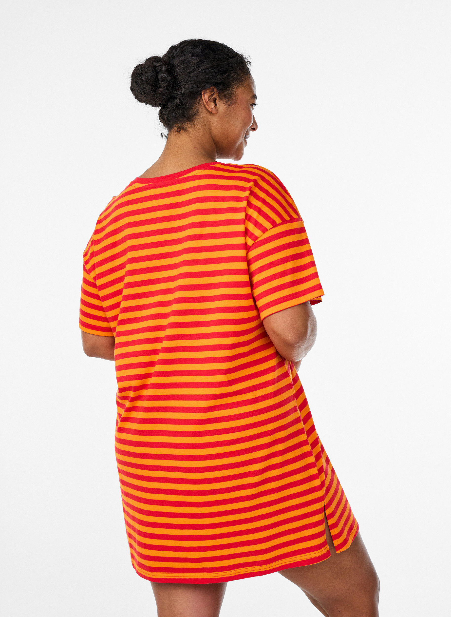 Zizzifashion Long striped night T-shirt, Red, Model image number 2