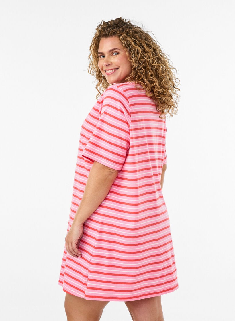 Long oversized striped T-shirt in organic cotton, Pink, Model image number 2