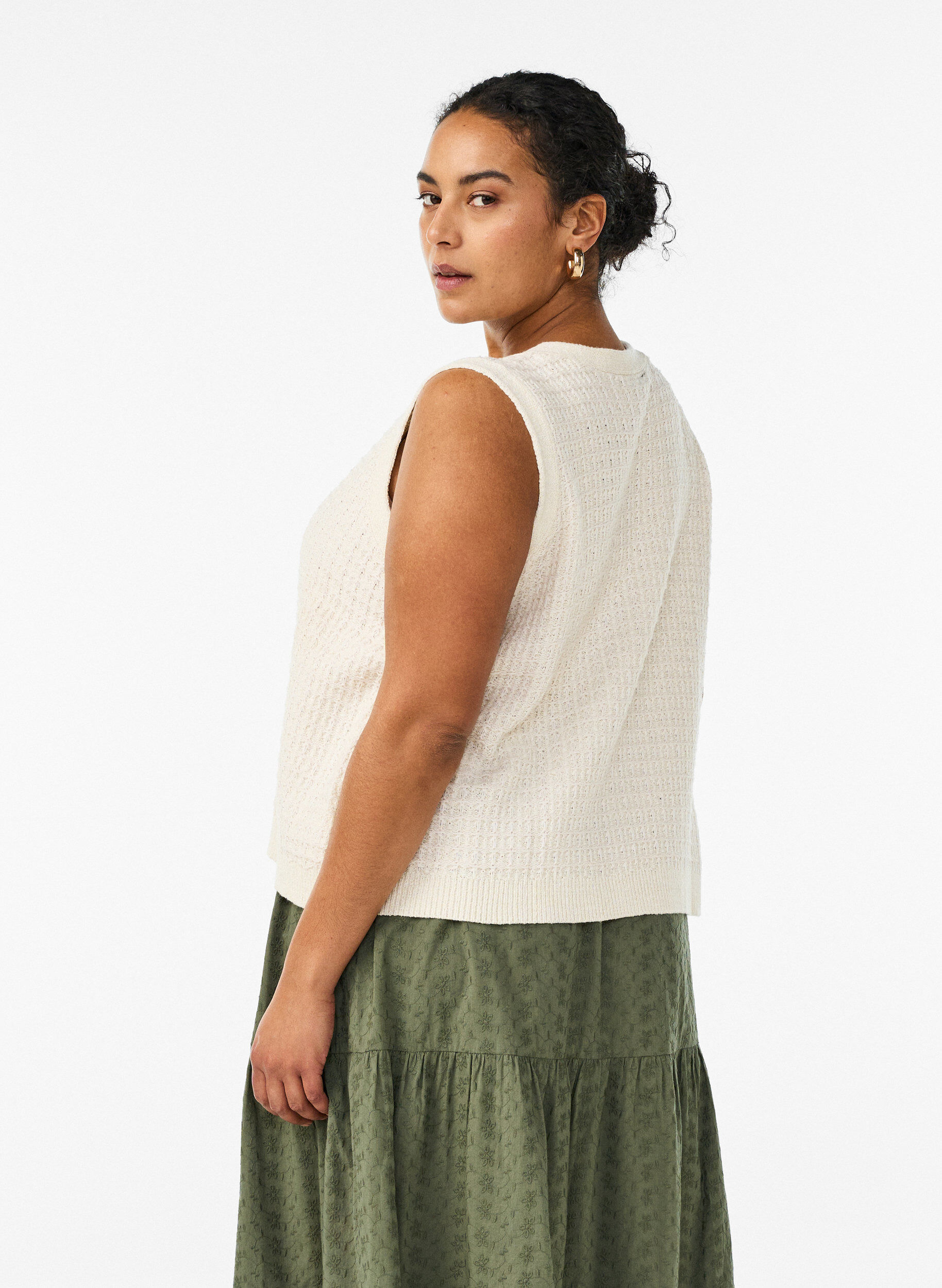 Zizzifashion Textured knit vest with tie-belt, Vanilla, Model image number 2