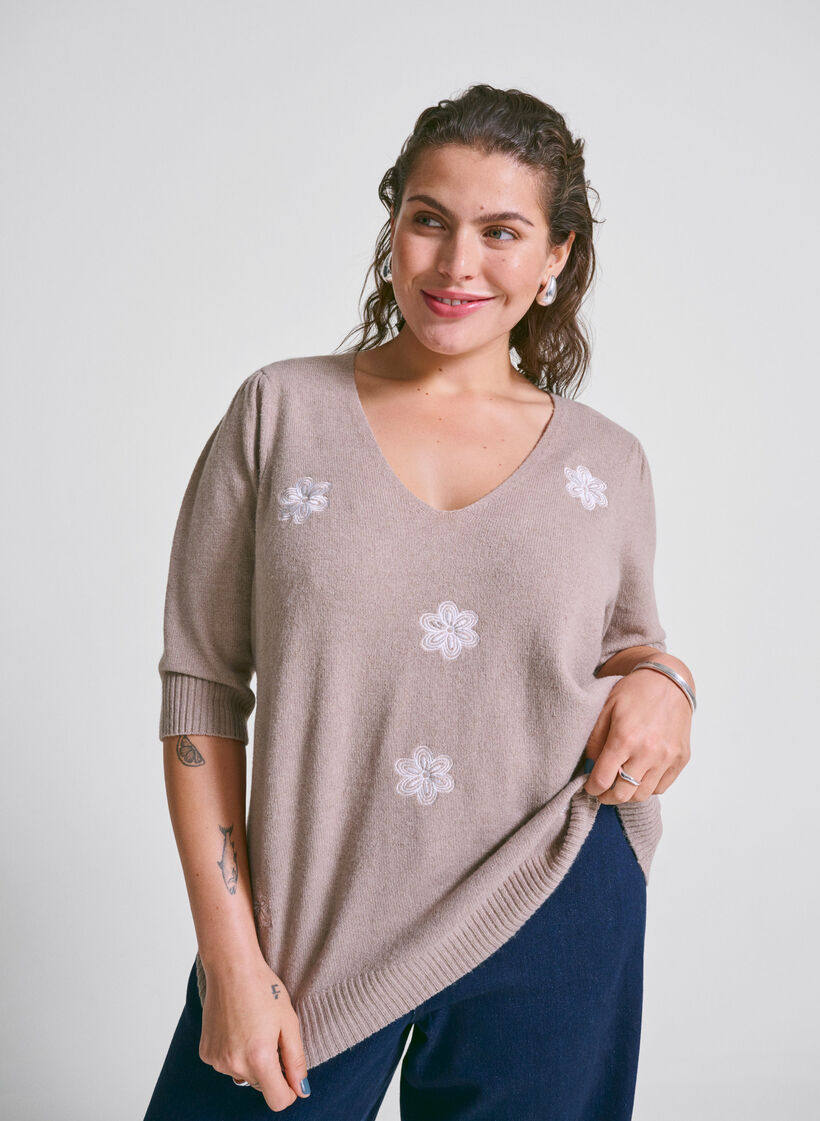 Knitted blouse with embroidered flowers, Simply Taupe Mel., Image image number 0