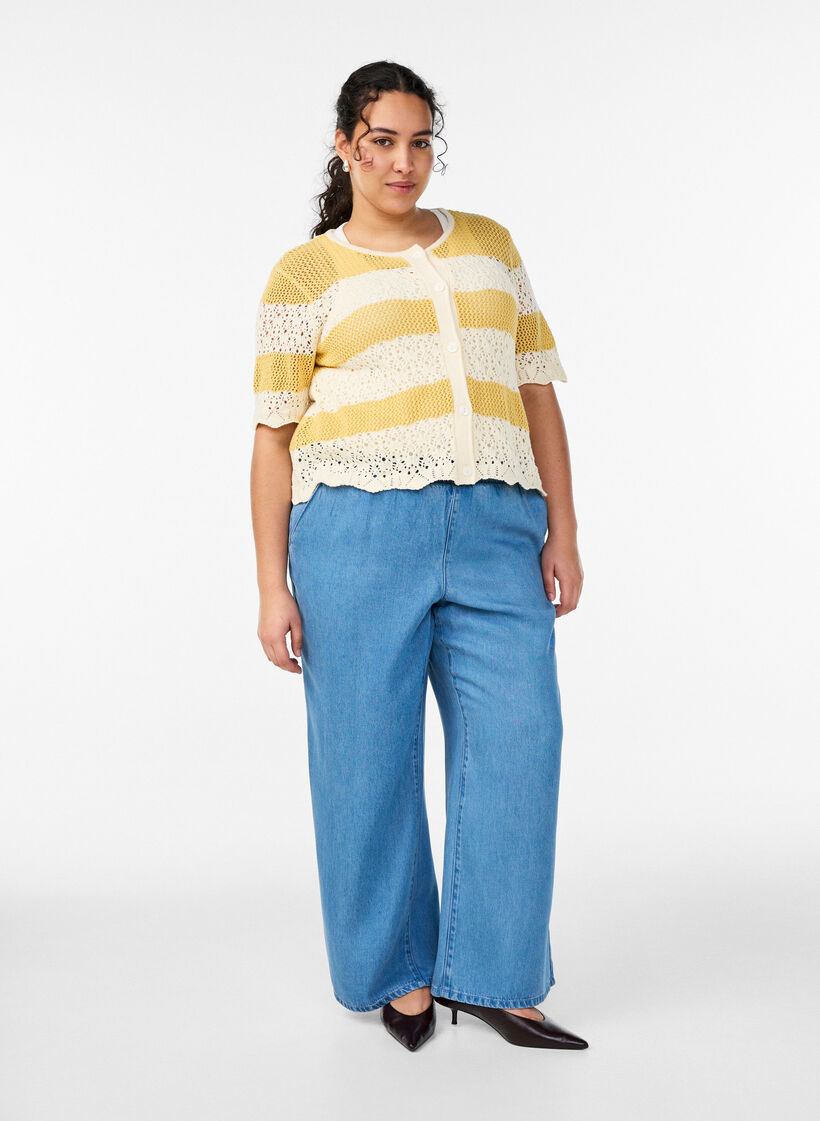 Knitted cardigan with eyelet embroidery and stripes, Yellow, Model