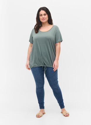 Short sleeved t-shirt with adjustable bottom, Balsam Green, Model image number 2