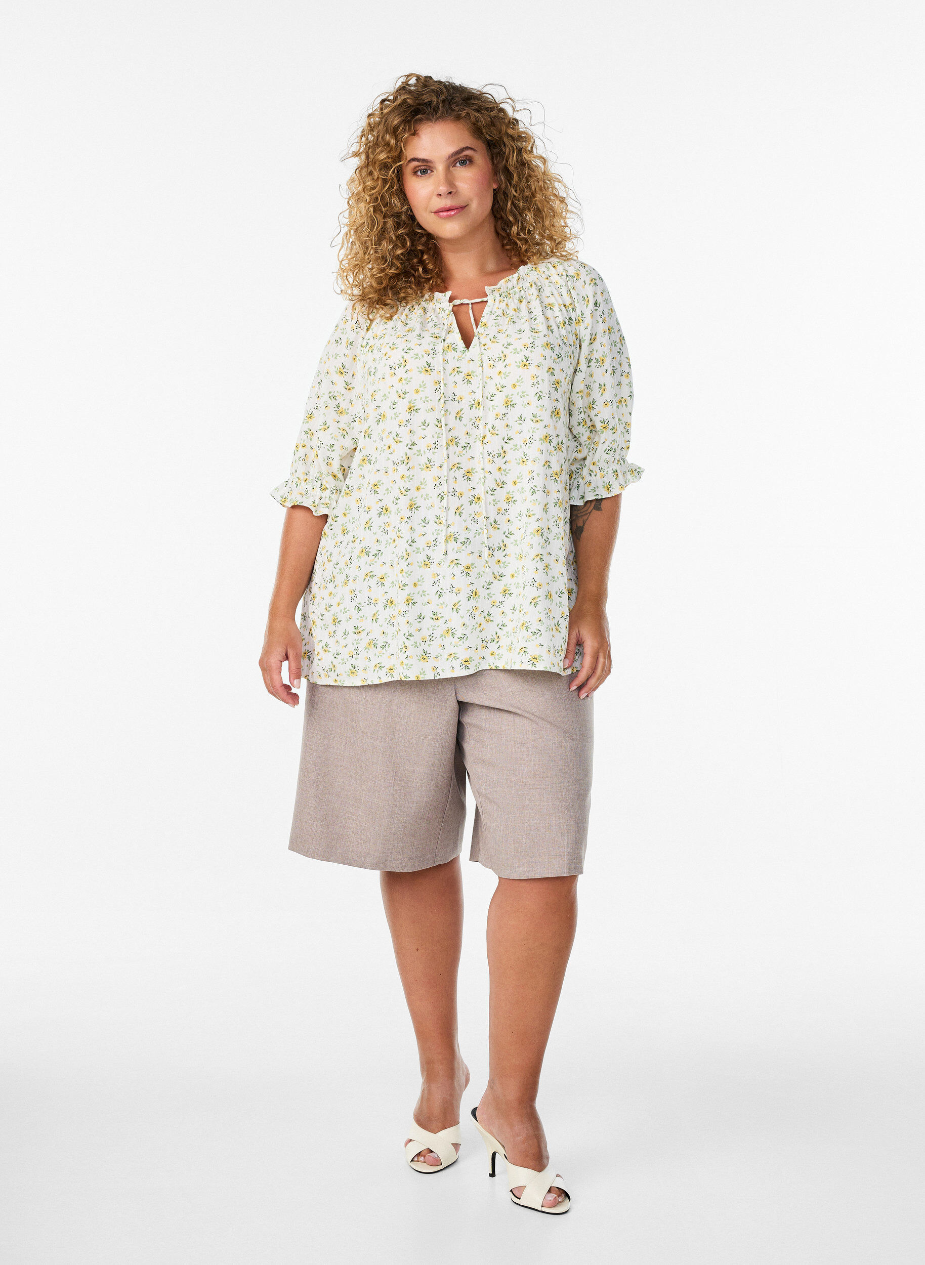 ZizzifashionFloral viscose blouse with half-length sleeves, White, Model image number 1