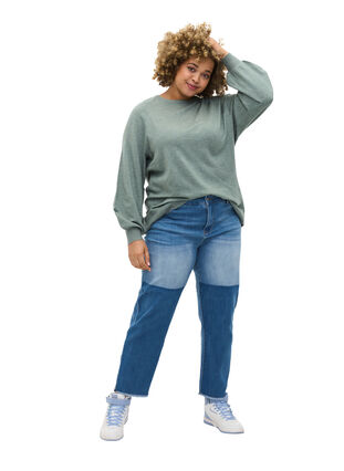 Cropped jeans with contrasting details, Blue denim, Model image number 3
