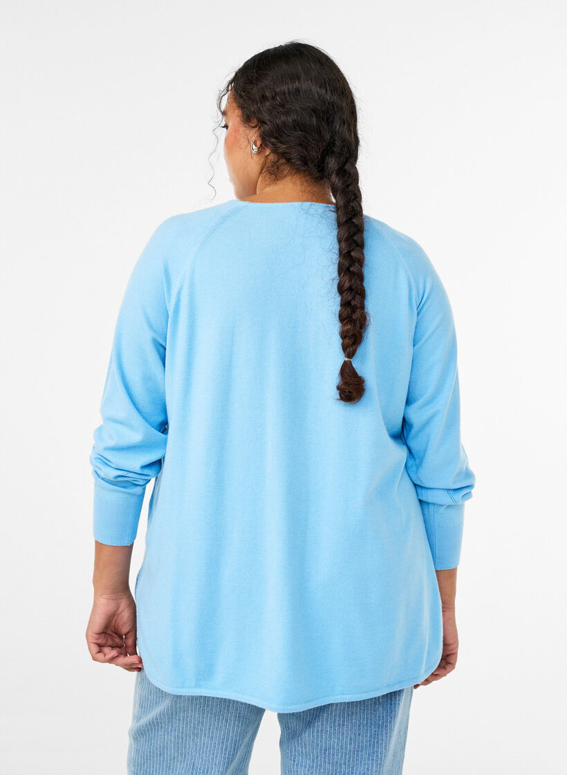 Knit blouse with round neck and knitted pattern, Light Blue, Model image number 2