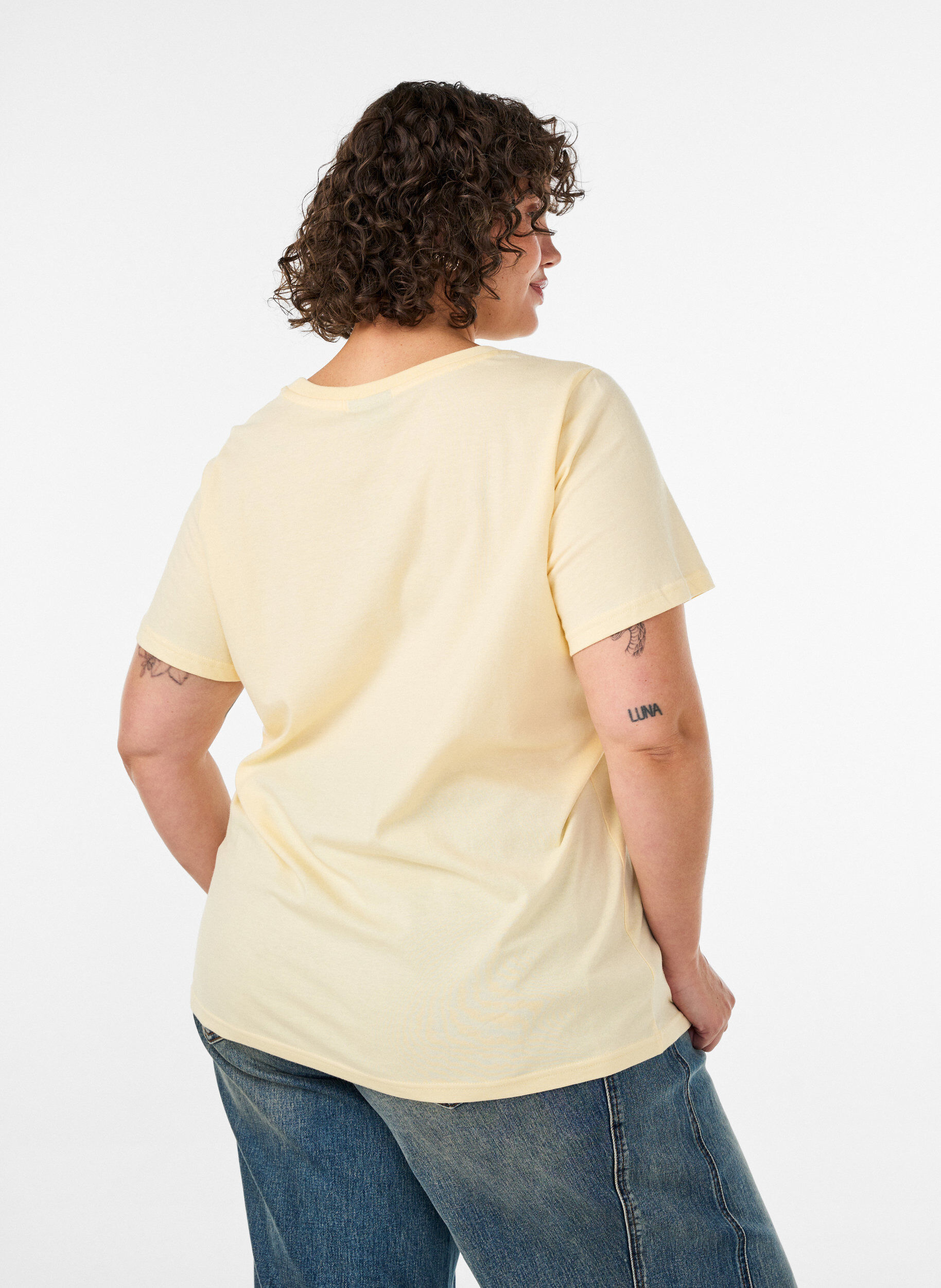 ZizzifashionOrganic cotton T-shirt with velour text, Yellow, Model image number 2