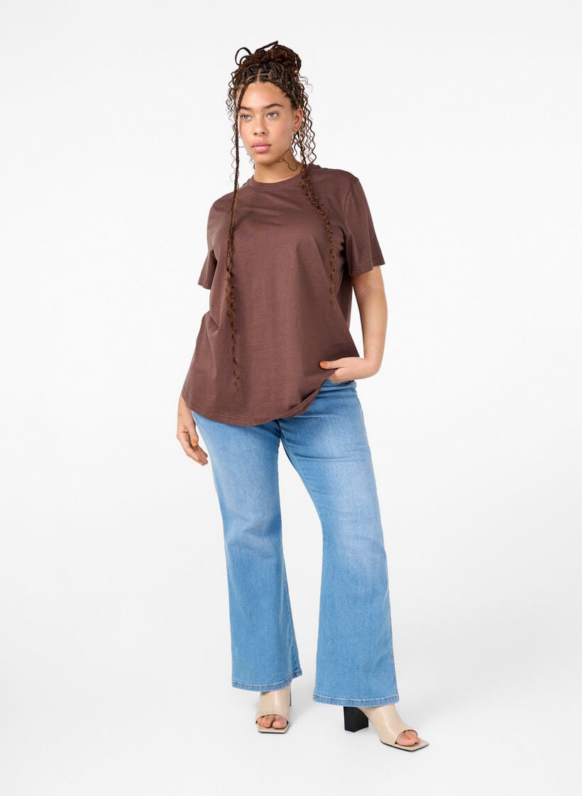 Basic cotton T-shirt with round neck, Brown, Model image number 1