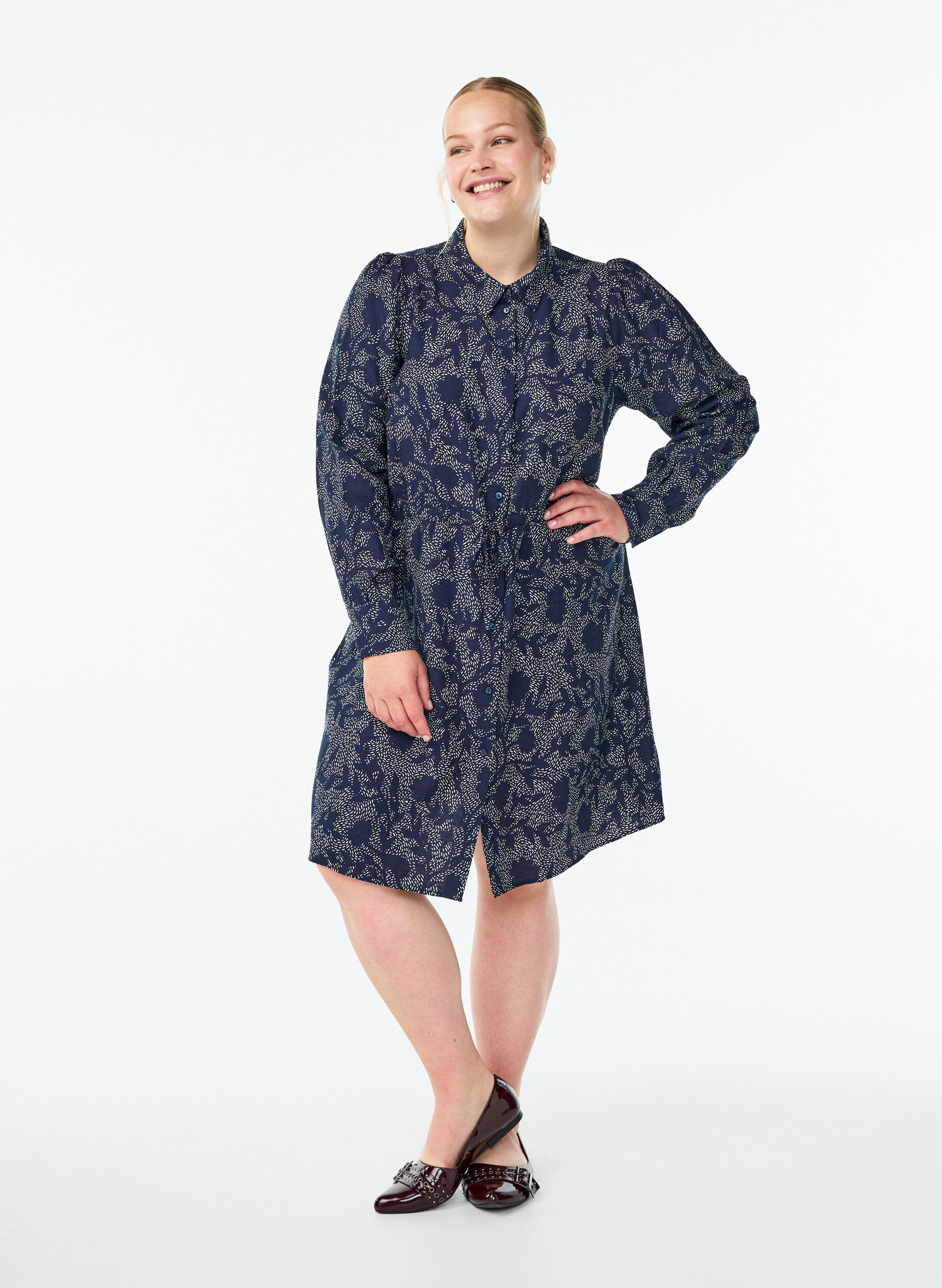Zizzifashion Shirt dress with tie belt and print, Blue, Model image number 1