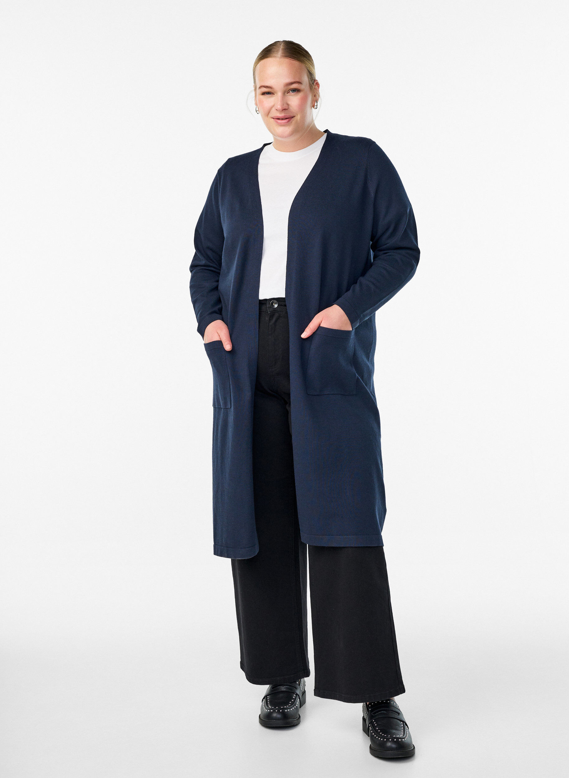 Long, open cardigan with pockets, Blue, Model