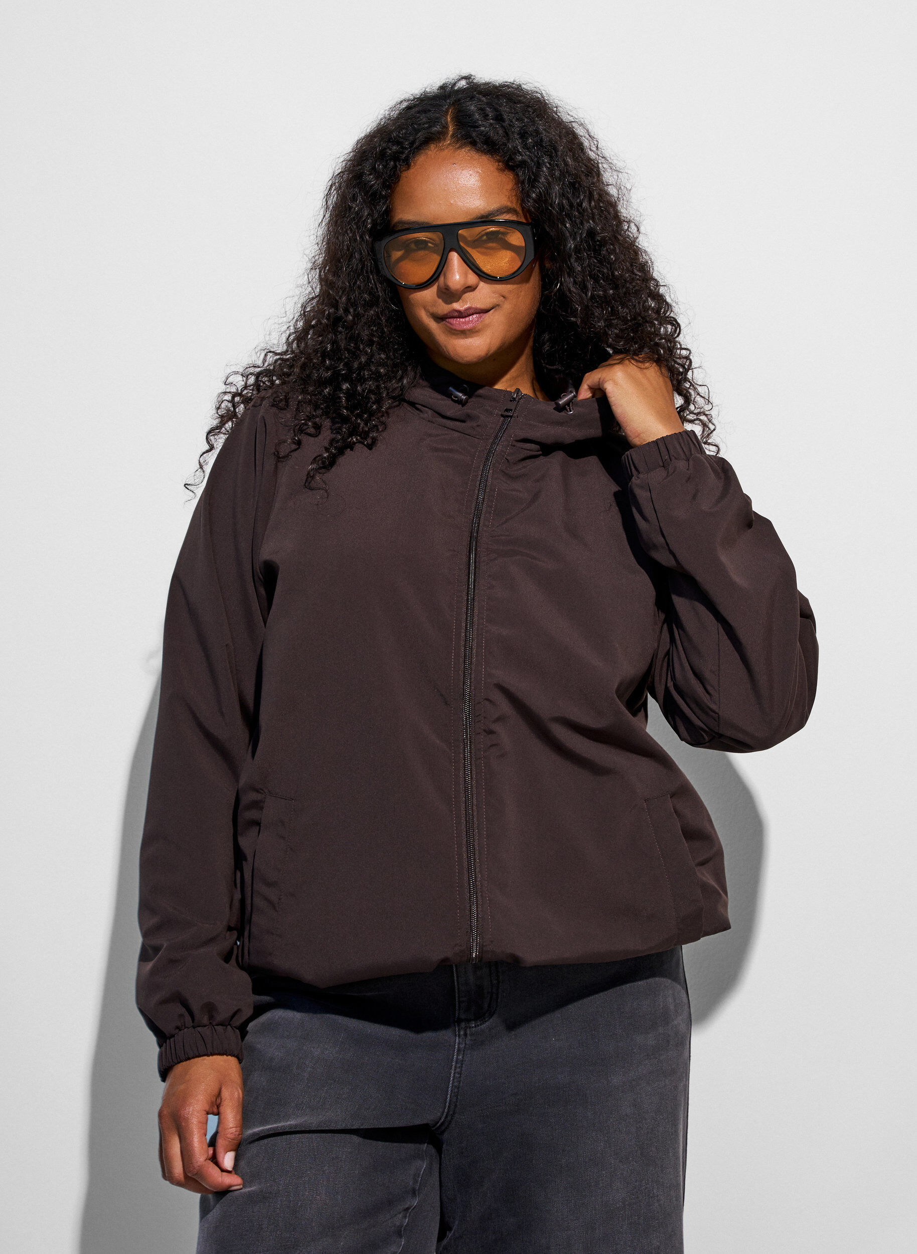 ZizzifashionLightweight jacket with a hood and zipper, Brown, Model image number 0