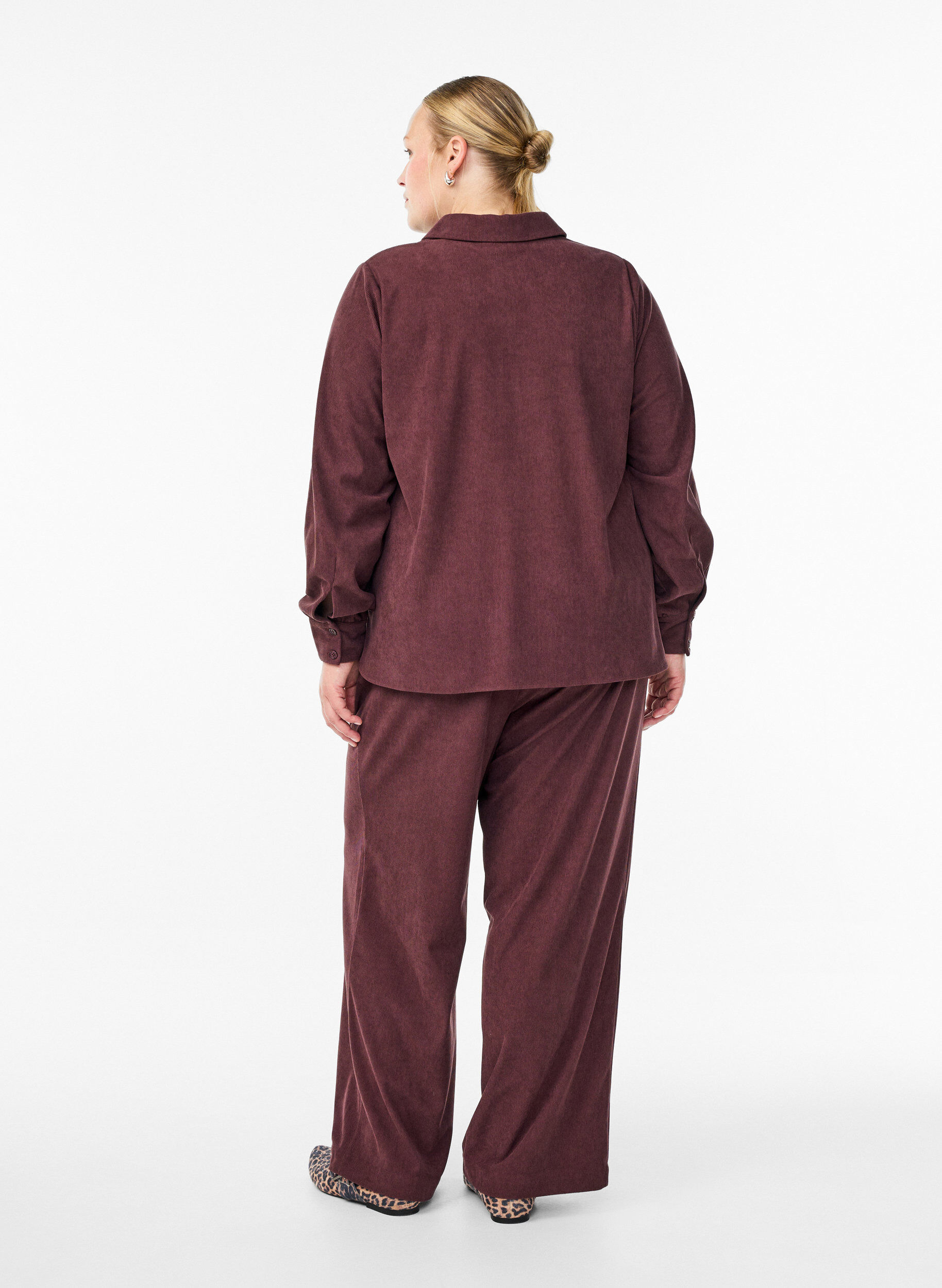 Zizzifashion Velvet trousers with a wide leg, Dark Bordeaux, Model image number 1